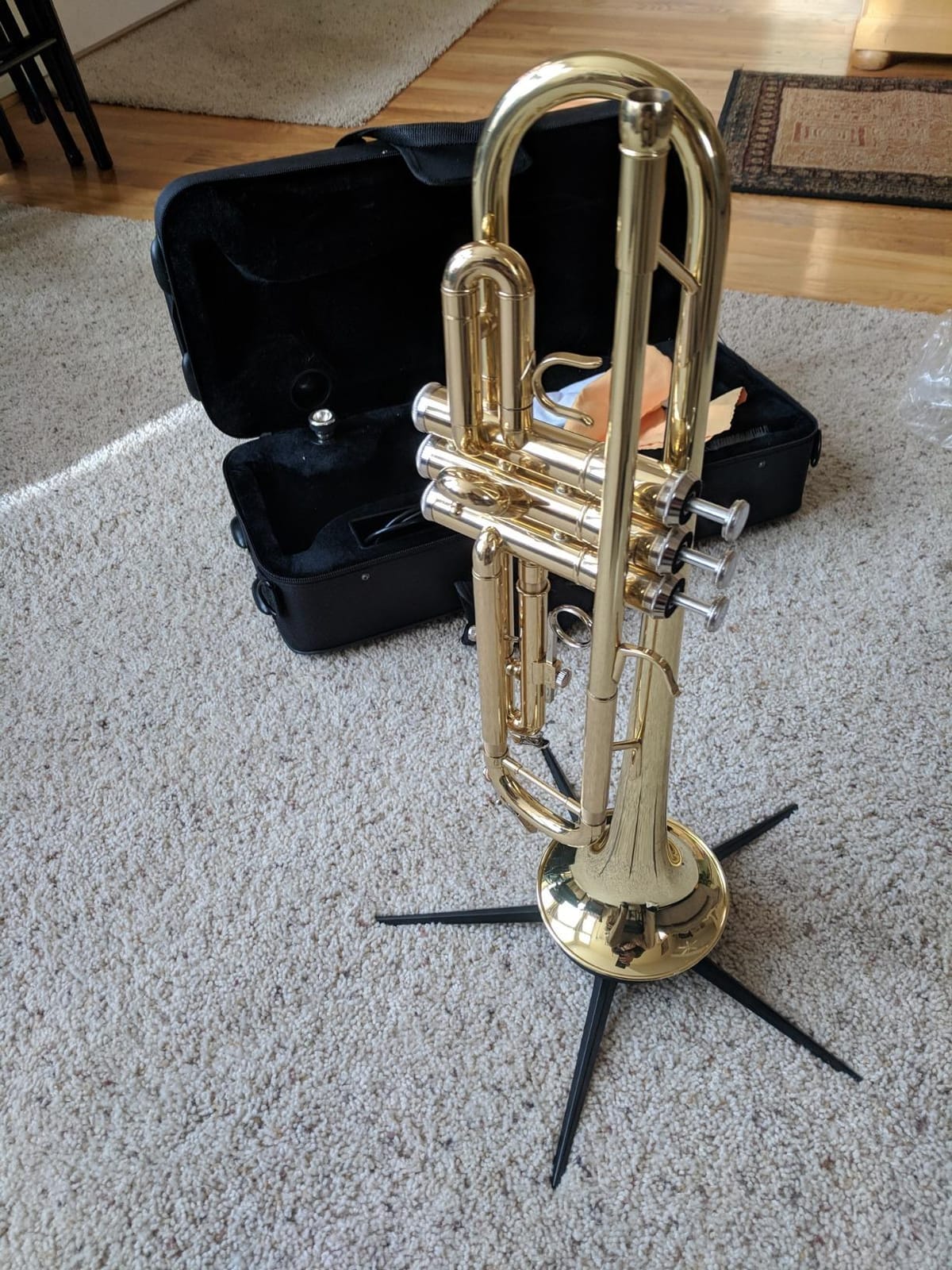Eastar Trumpet Stand Portable Trumpet Holder Foldable Metal 5-Legs Stand for Brass Instruments, EST-001 customer photo 2