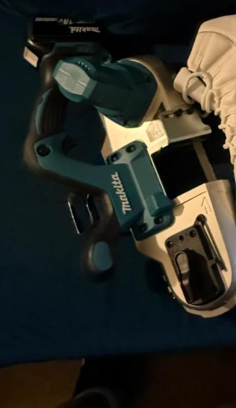 Makita XBP03Z 18V LXT Lithium-Ion Cordless Compact Band Saw (Professional Grade) customer photo 1