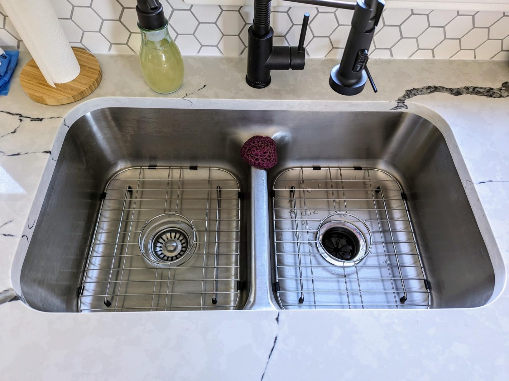 KRAUS Premier 32-inch Undermount 50/50 Double Bowl Low Divider 18-Gauge Stainless Steel Kitchen Sink with Strainers, KBU32 customer photo 2