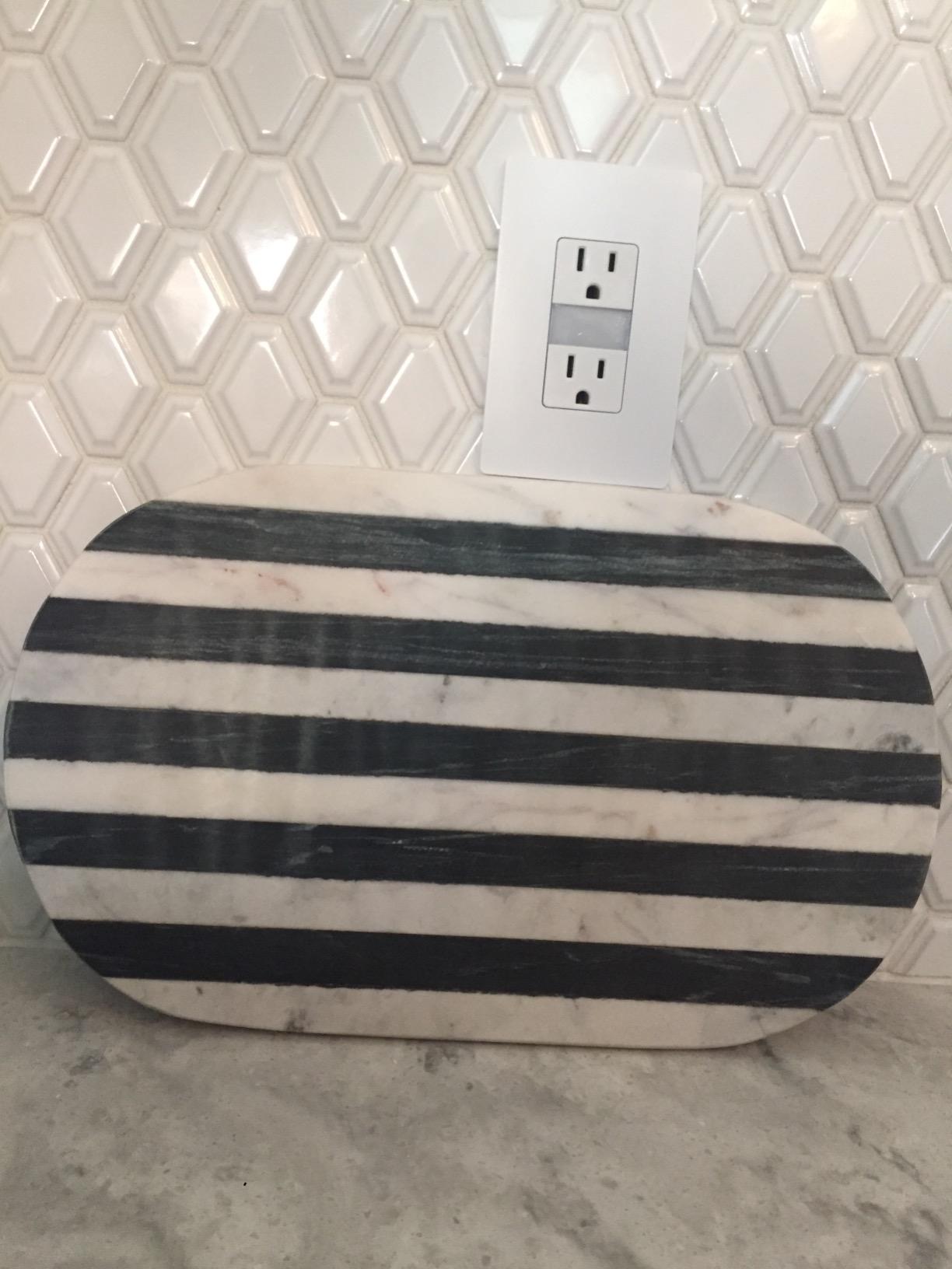 Bloomingville Black & White Striped Marble Cutting Board, Charcuterie Cheese Board customer photo 2