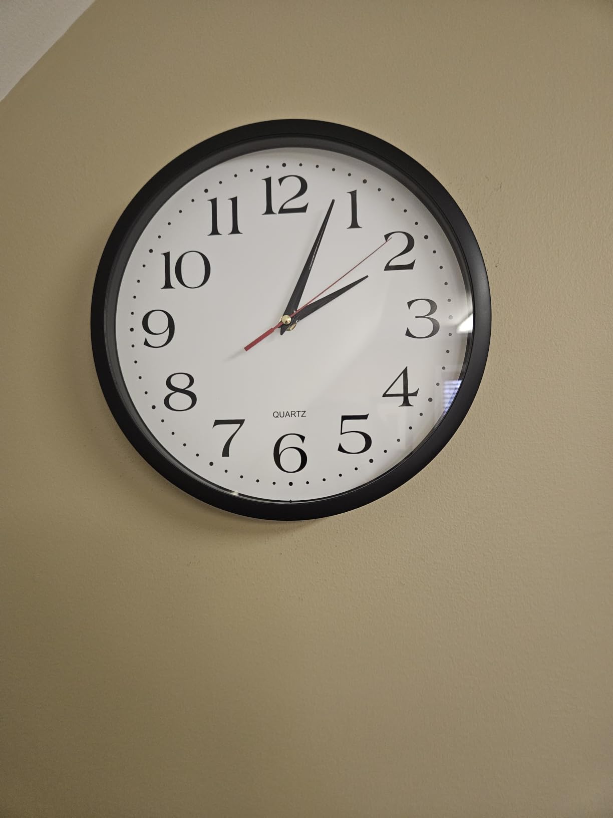 Bernhard Products Black Wall Clock, Large 13-Inch Silent Non Ticking Quartz Battery Operated Round Easy to Read Classroom/Home/School/Office Clock customer photo 1
