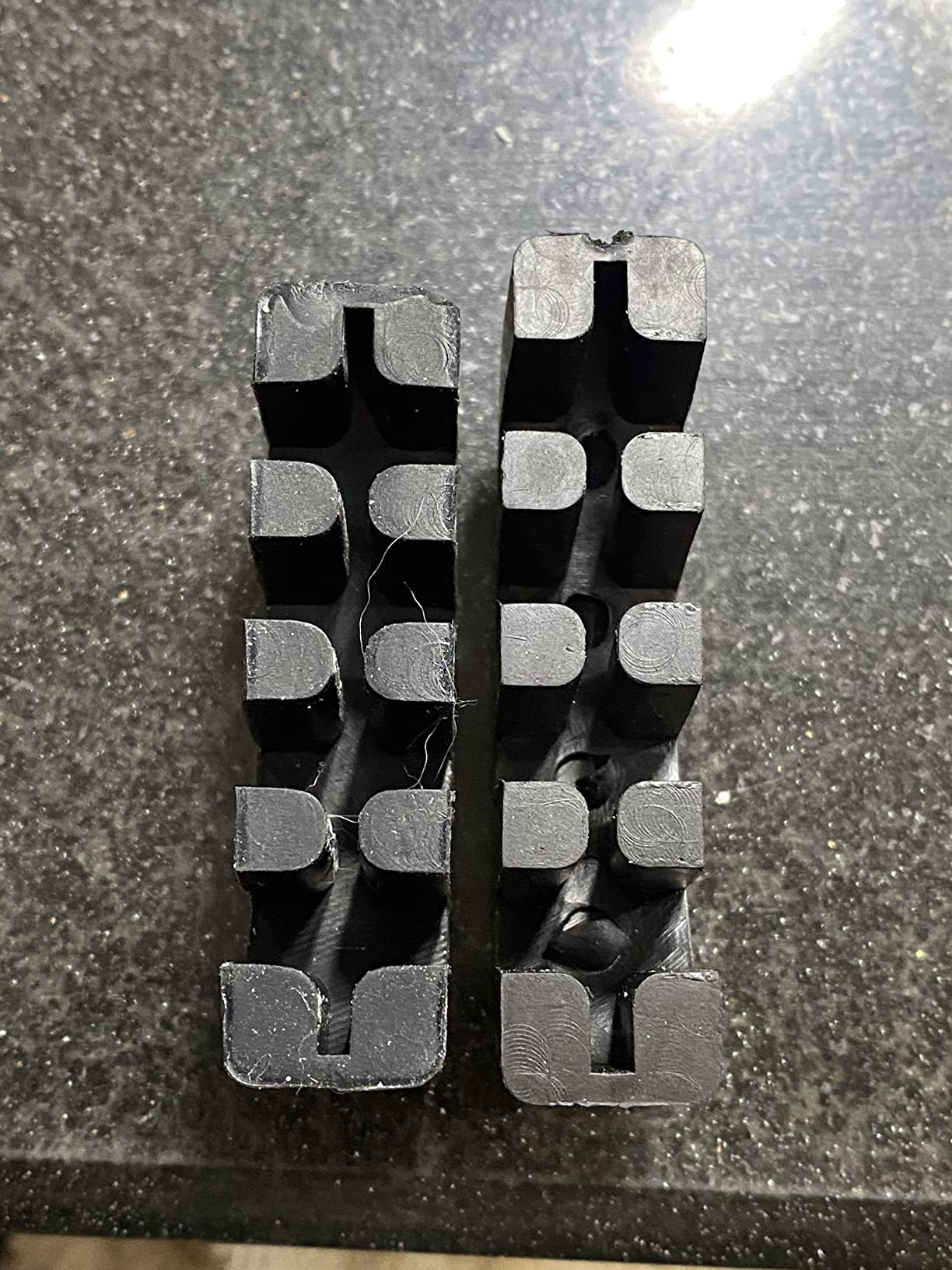 4 PCS Rubber Violin Practice Mute Set, Included 2 PCS Claw Style & 2 PCS Round Tourte Style, Black customer photo 1