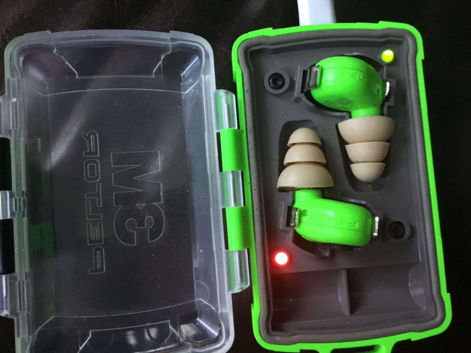 3M PELTOR EEP-100 Ear Plug Kit, Rechargeable, Noise Reduction customer photo 2