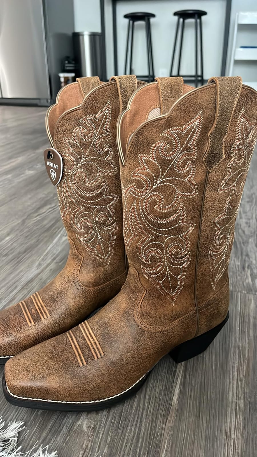 Ariat Women's Round Up Square Toe Western Boot customer photo 1
