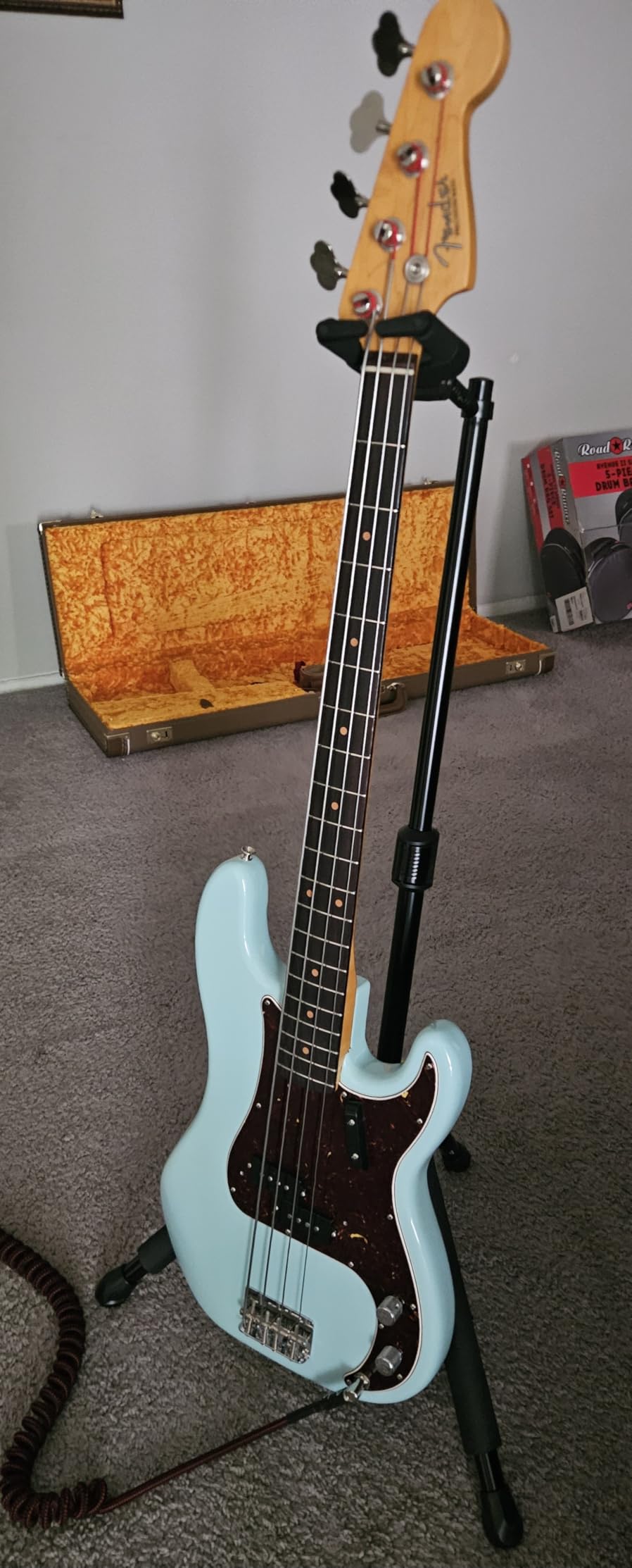 Hercules GS415BPLUS AutoGrip System Guitar Stand customer photo 1