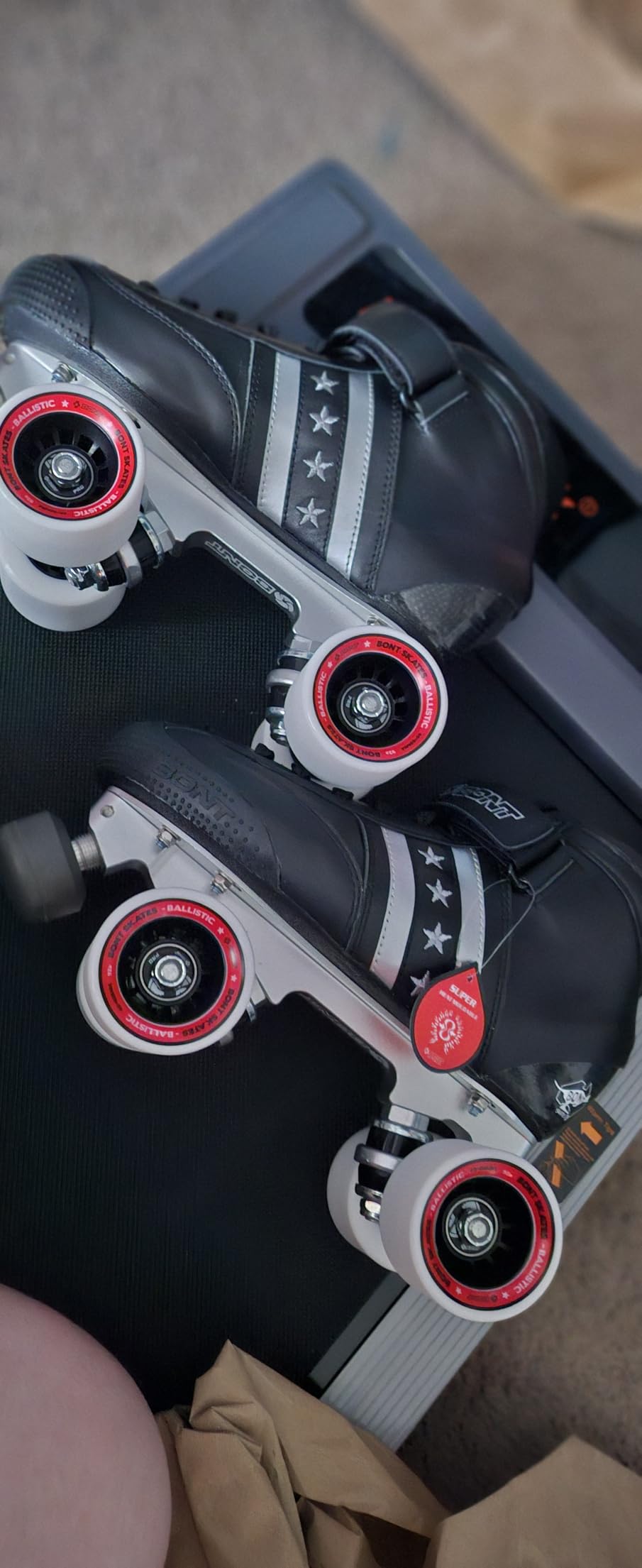 Bont Skates - Quadstar Carbon Roller Skate Derby Package - Professional rollerskates for Men - Women - Boys - Girls for Derby, Speed and Indoor Skating customer photo 1
