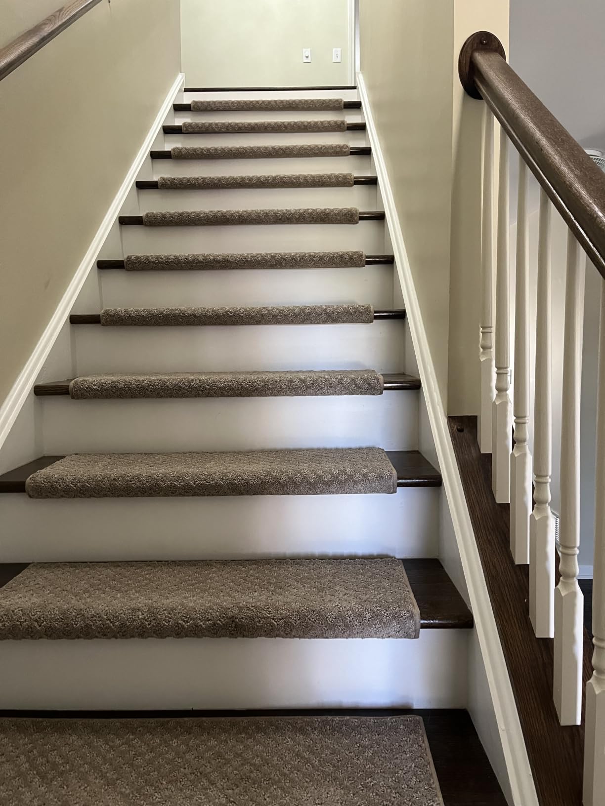 Oak Valley Designs Rounded Bullnose Carpet Stair Treads - Anti Slip Indoor Stair Mats for Wooden Stairs, Style: Bayside Charm, Wood Grain 27