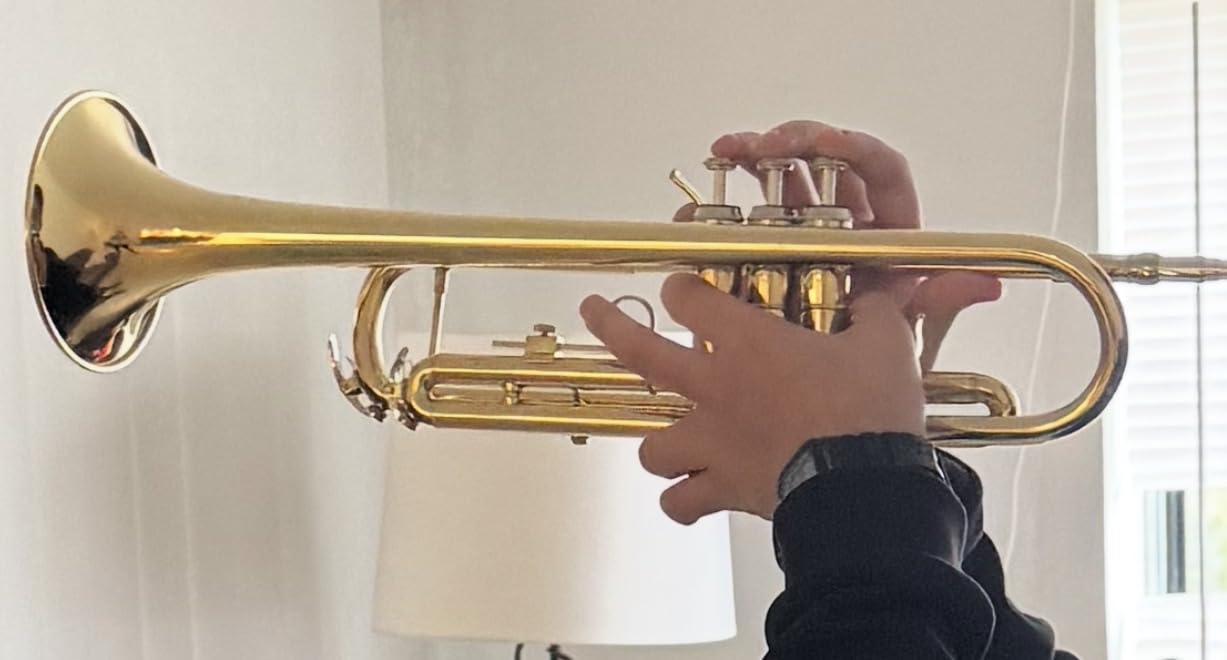 Eastar Bb Trumpet Standard Trumpet Set for Student Beginner with Hard Case, Cleaning Kit, 7C Mouthpiece and Gloves, Brass Bb Trumpet Instrument, Black, ETR-380B customer photo 1
