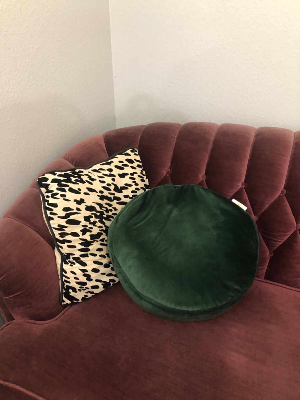 Mindful Modern Velvet Meditation Cushion | Luxe Zafu Yoga Floor Pillow Seat | Posture Support | Buckwheat Hull Filled | Large Round Cushion with Removable Washable Cover + Carry Handle customer photo 2