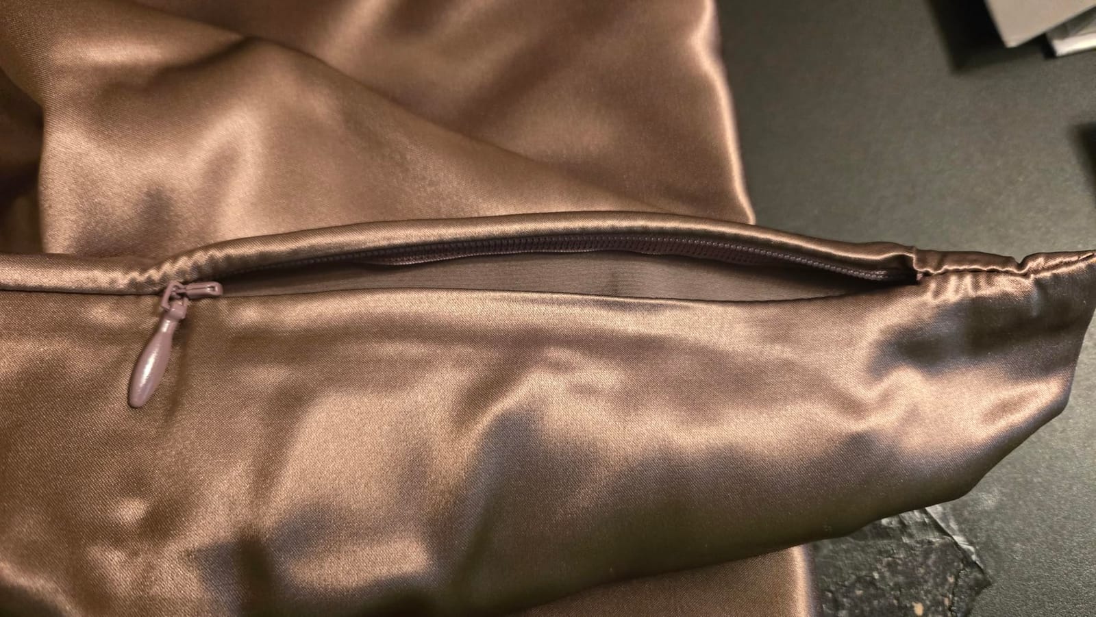 ZIMASILK 25 Momme 100% Pure Mulberry Silk Pillow Cases, Iron Gray, Standard | Natural Silk, Highest Grade 6A, Hair and Skin Care, Thick & Soft customer photo 2