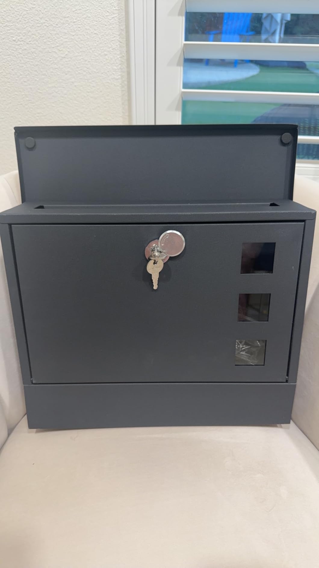 Locking Mailbox Wall Mount for Outside- Jssmst Mailboxes with Key Lock for Front Door Fence, Large Capacity Letter Box, 14.3 x 4.1 x 11.8 Inch, Black, SM-HPB911BN customer photo 2
