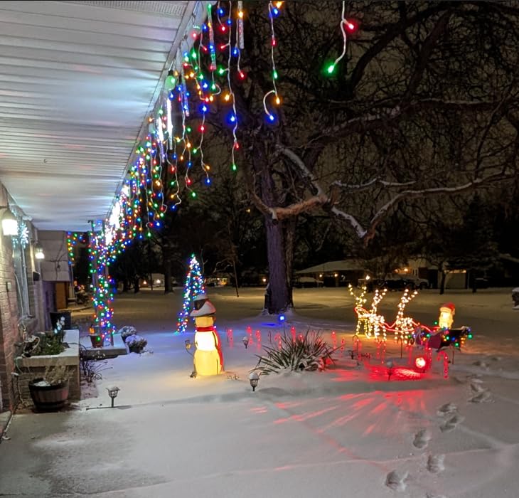Toodour Christmas Icicle Lights Outdoor, 360 LED 29.5ft 8 Modes Fairy Icicle String Light with 60 Drops, Led Christmas Lights Twinkle for Holiday, Party, Wedding, Eaves, Xmas Decorations (Warm White) customer photo 2