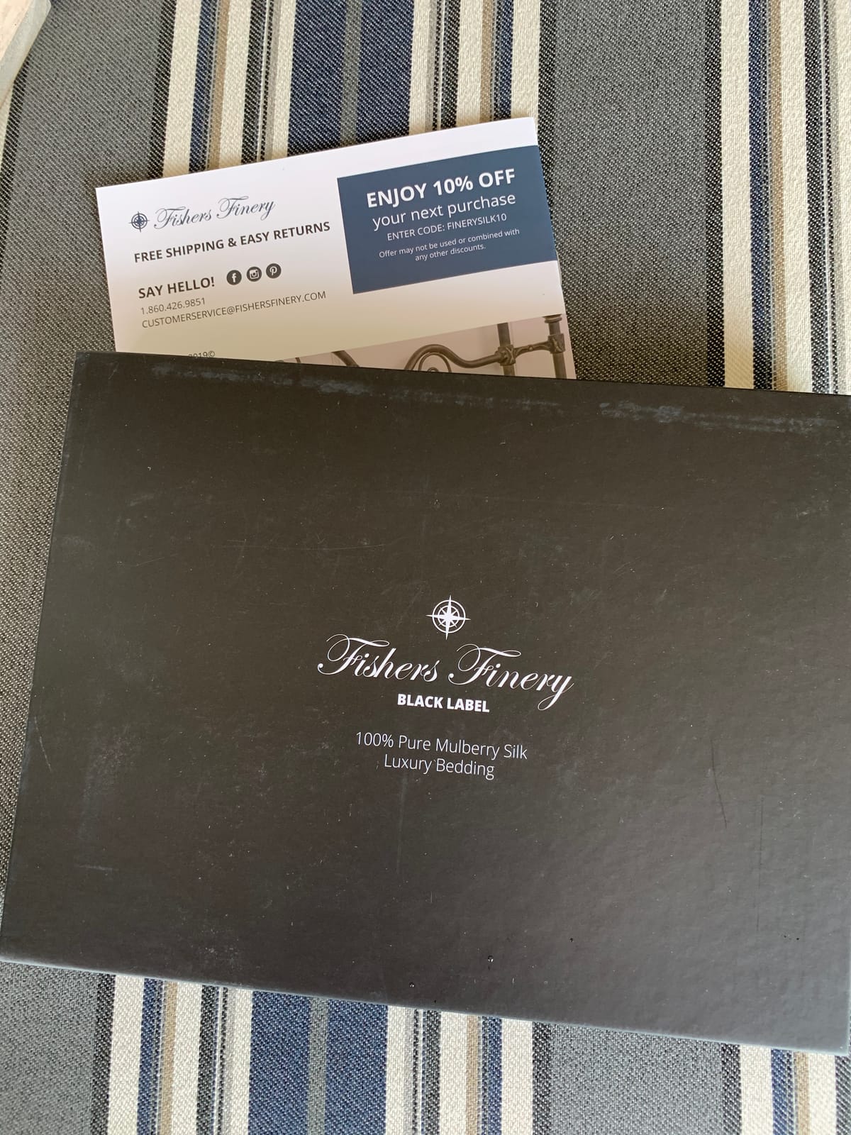 Fishers Finery 30mm 100% Pure Mulberry Silk Pillowcase, Quality Tested (White, Standard) customer photo 1