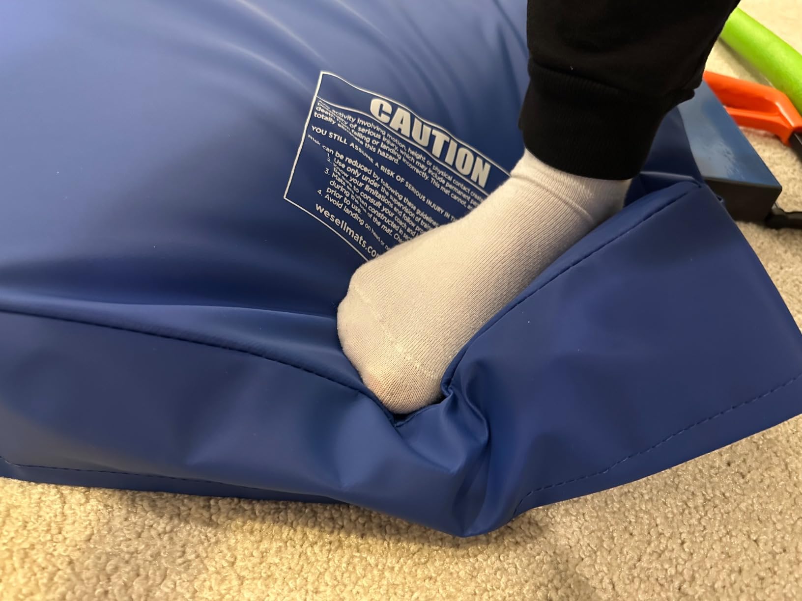 We Sell Mats Bifolding Gymnastics Crash Landing Mat Pad, Safety for Tumbling, Back Handspring Training and Cheerleading customer photo 1