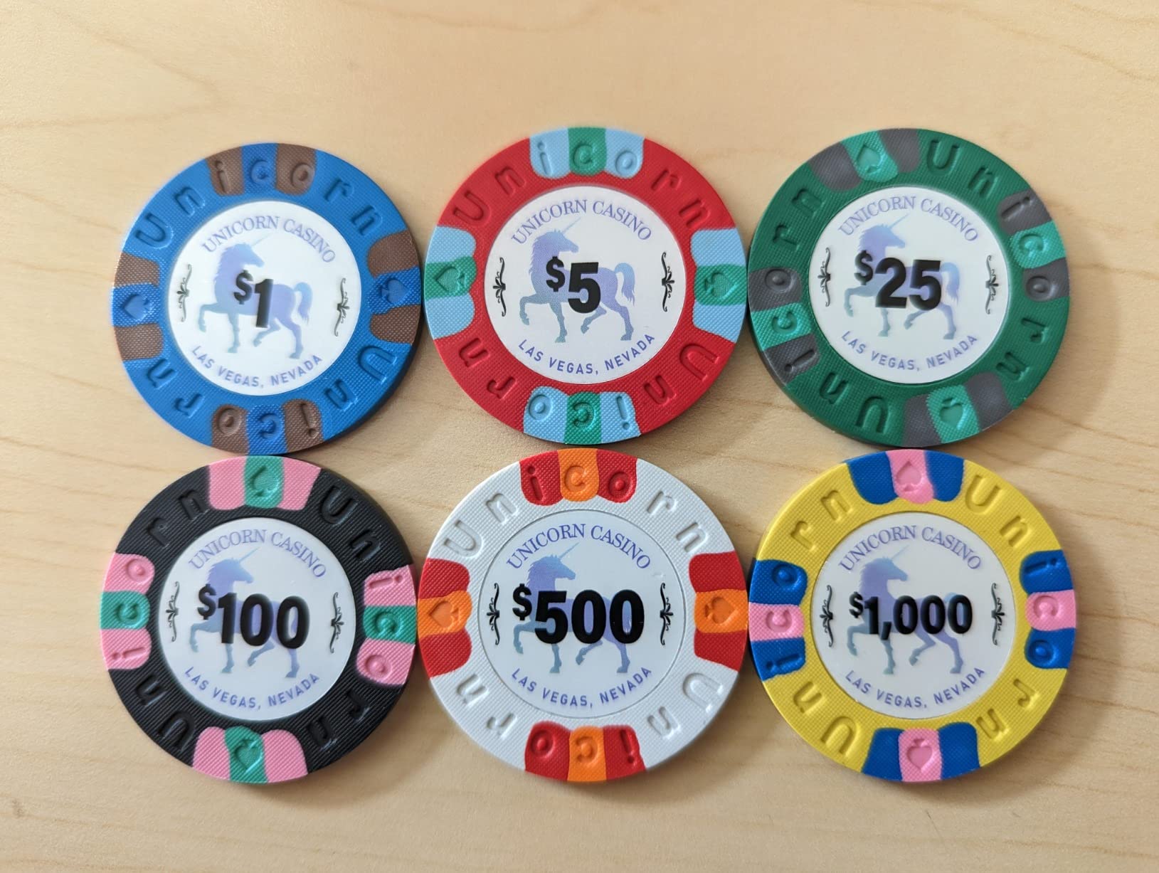 DA VINCI Unicorn All Clay Poker Chip Set with 500 Authentic Casino Weighted 9 gram Chips, Black ABS Case, 2 Decks of Plastic Playing Cards, Dealer Buttons and 2 Cut Cards customer photo 1