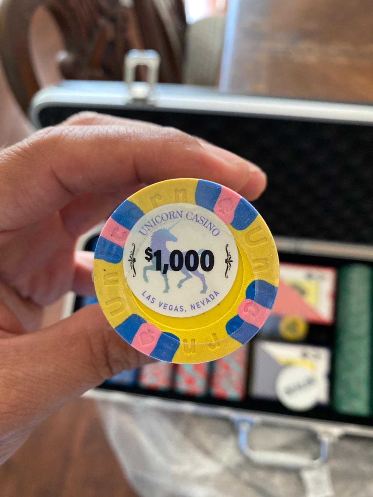 DA VINCI Unicorn All Clay Poker Chip Set with 500 Authentic Casino Weighted 9 gram Chips, Black ABS Case, 2 Decks of Plastic Playing Cards, Dealer Buttons and 2 Cut Cards customer photo 2