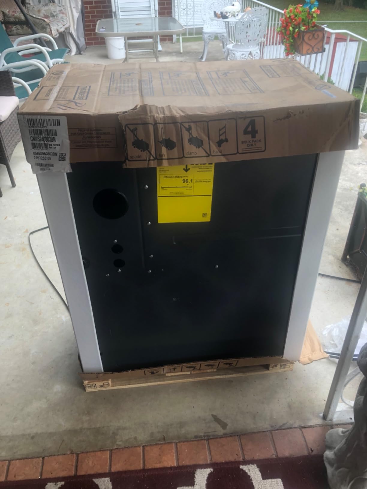 Goodman 80,000 BTU 96% Efficiency Multi-Speed, Single-Stage Upflow/Horizontal Furnace (GR9S960803BN) - 17.5