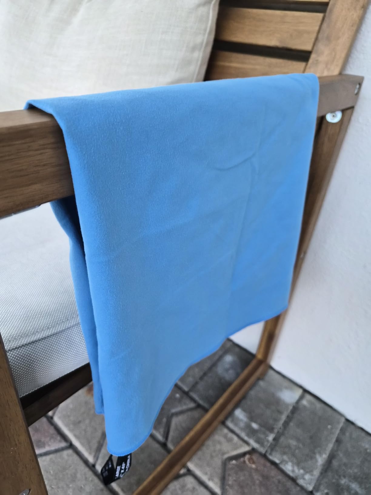 Rainleaf Microfiber Towel Quick Dry Camping & Travel & Gym Towel. Compact | Super Absorbent, Lightweight, Fast Drying. Suitable for Beach, Bath, Backpacking, Hiking, Swim customer photo 1