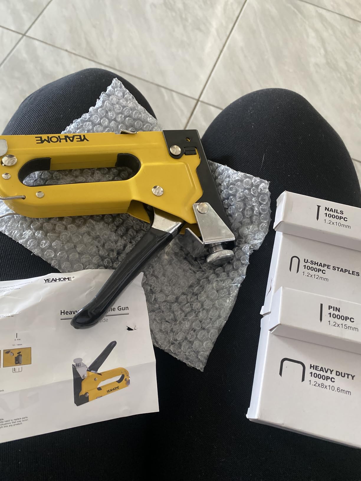 Upholstery Staple Gun Heavy Duty, YEAHOME 4-in-1 Stapler Gun with 4000 Staples, Manual Brad Nailer Power Adjustment Stapler Gun for Wood, Crafts, Carpentry, Decoration DIY customer photo 2