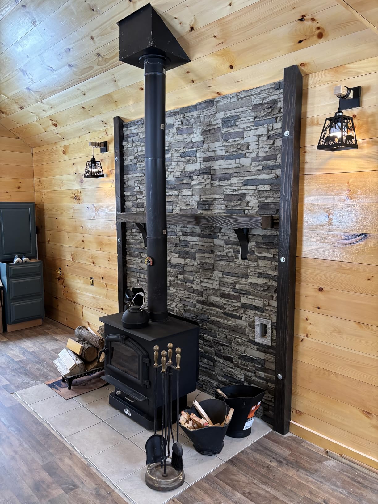 Lightning Ridge 48 in. x 24 in. Class A Fire Rated Faux Stone Siding Panel Finished Nature Spirit customer photo 2
