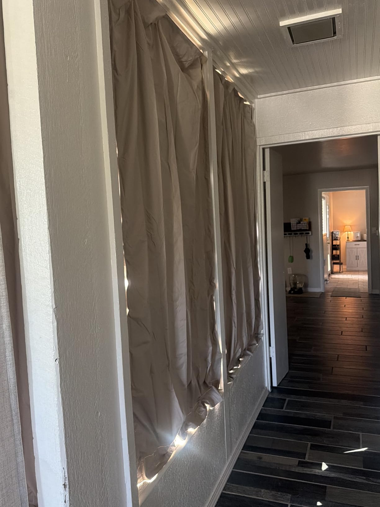 Amazon Basics Portable Energy Saving Noise Reducing Blackout Curtain Shade with Suction Cups, Fits Windows, 50
