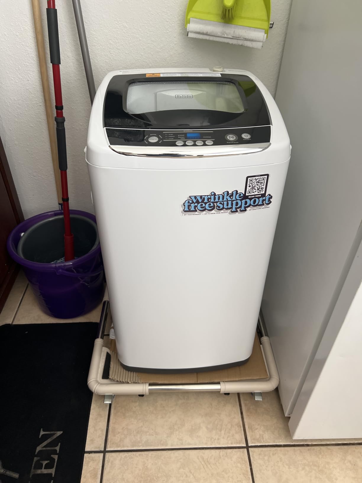 BLACK+DECKER BCED26 Compact Dryer for Standard Wall Outlet, Small, 5 Modes, Load Volume 8.8 lbs., White customer photo 1