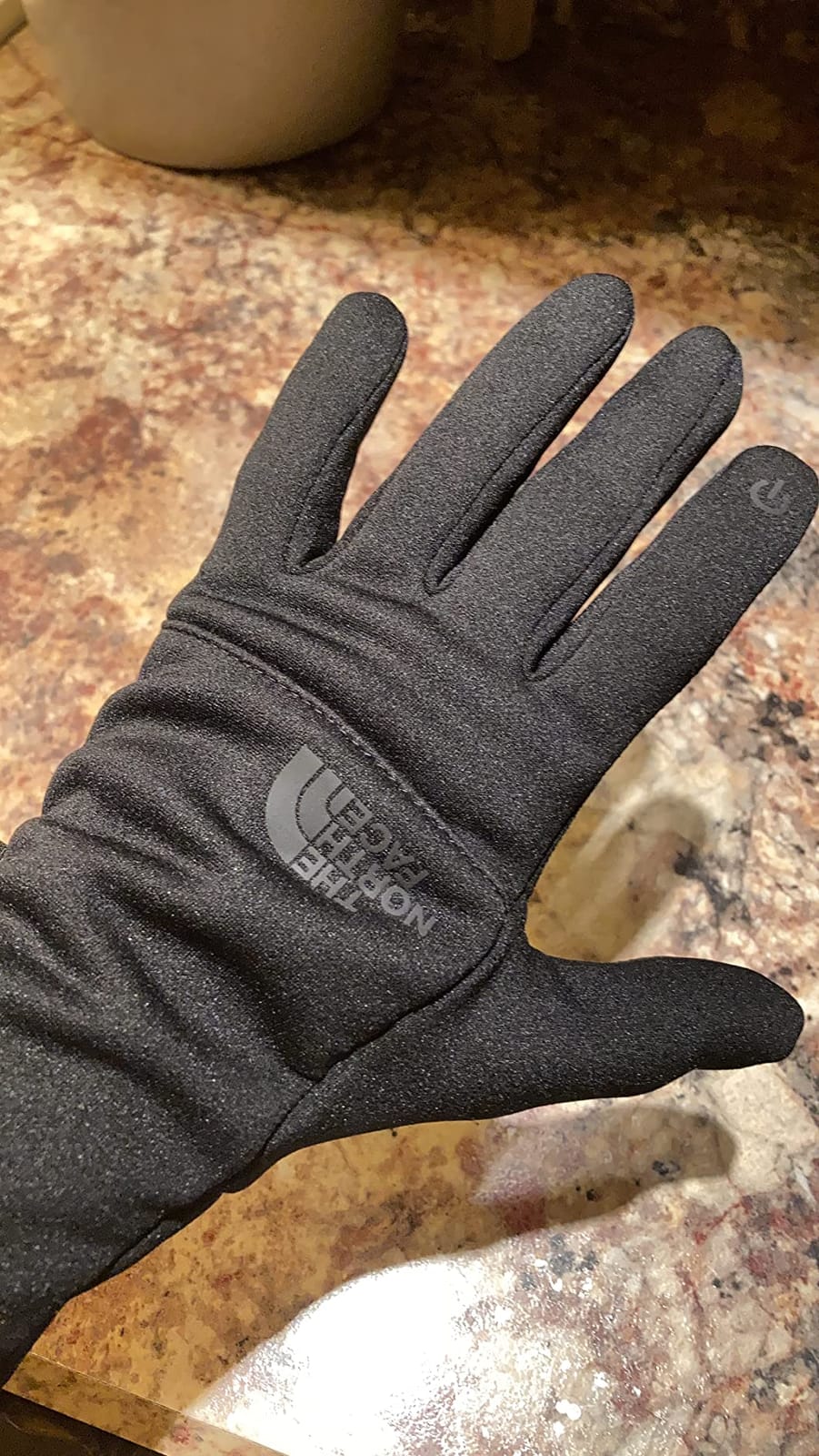 THE NORTH FACE Women's Etip Recycled Glove | Touchscreen Compatible Winter Running Gloves With Silicone Grippers customer photo 1
