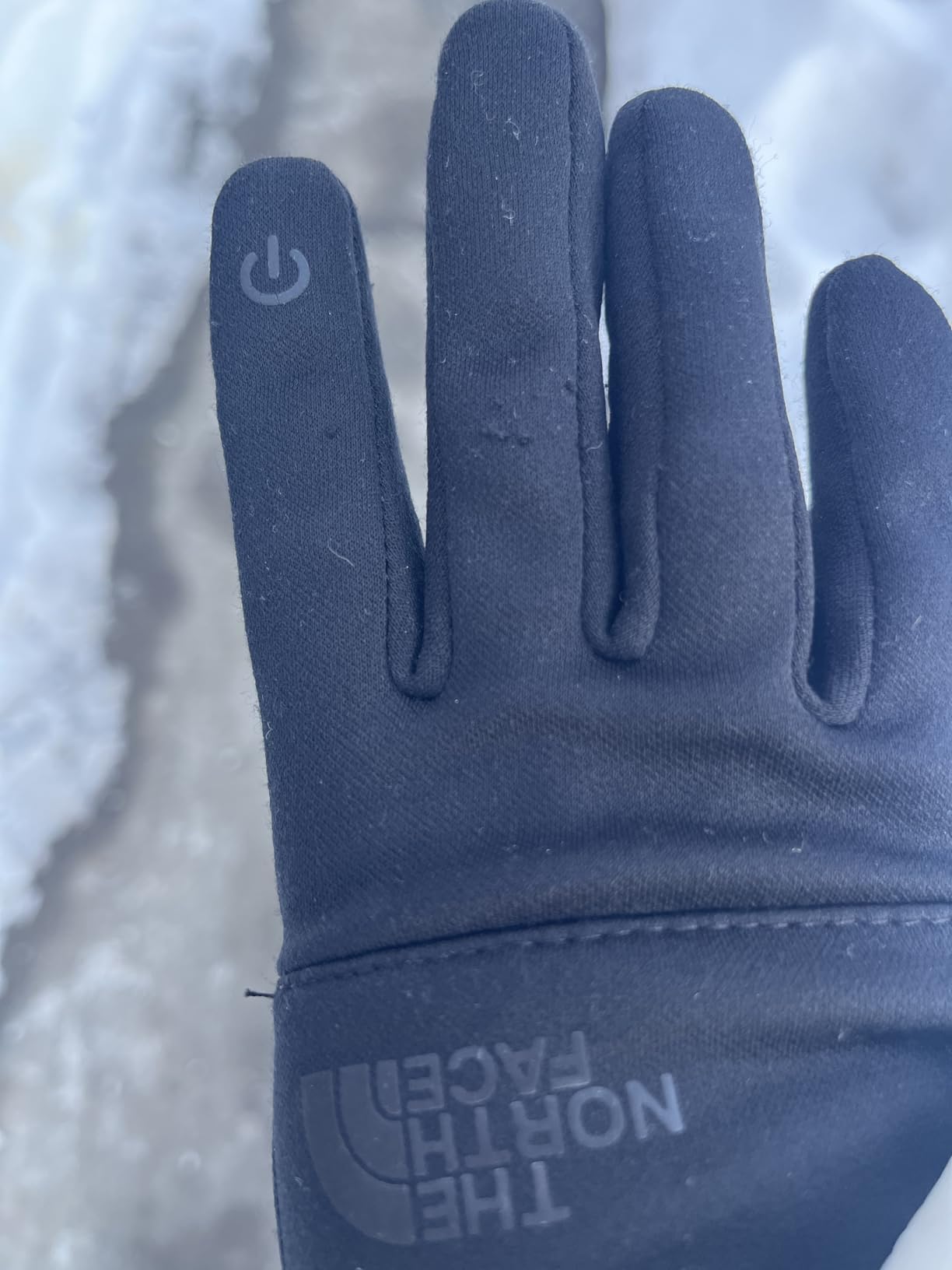 THE NORTH FACE Women's Etip Recycled Glove | Touchscreen Compatible Winter Running Gloves With Silicone Grippers customer photo 2