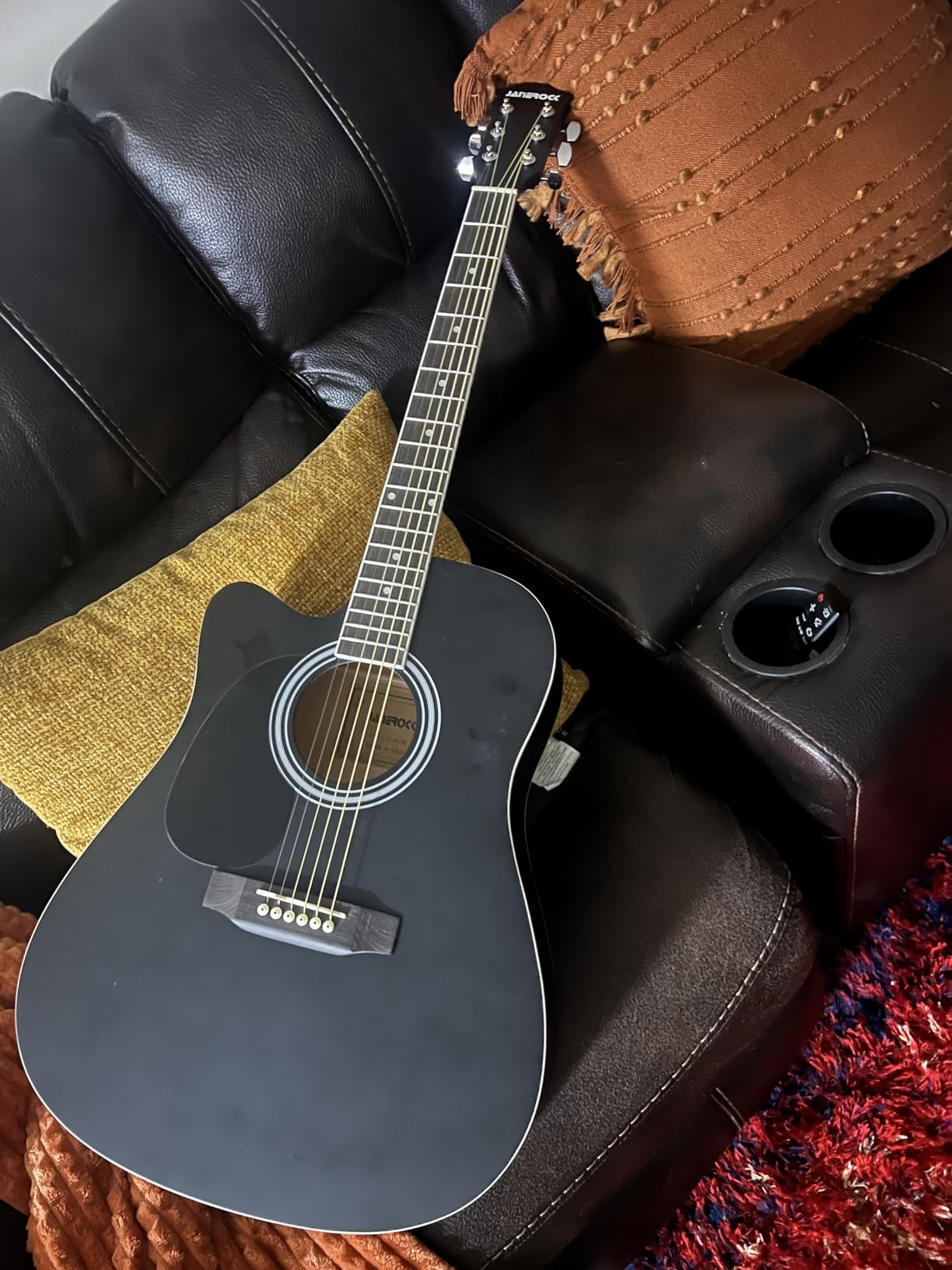 Left Handed Guitar, Left Handed Acoustic Guitar Cutaway 41 inch Full-size Beginner Guitar Package with Gig Bag Tuner String Strap Capo, Black By Janerock customer photo 1