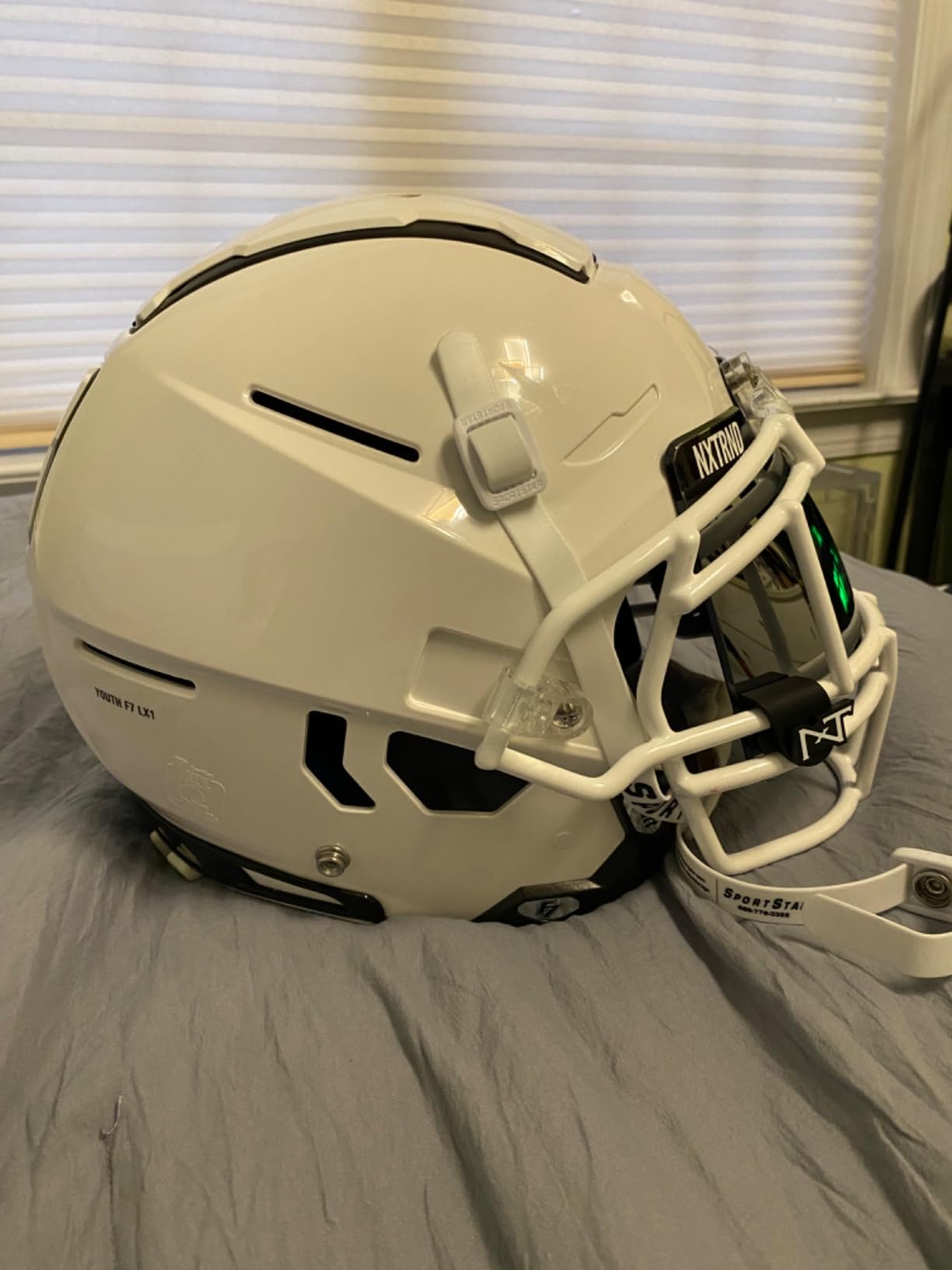Schutt F7 LX1 Youth Football Helmet customer photo 2