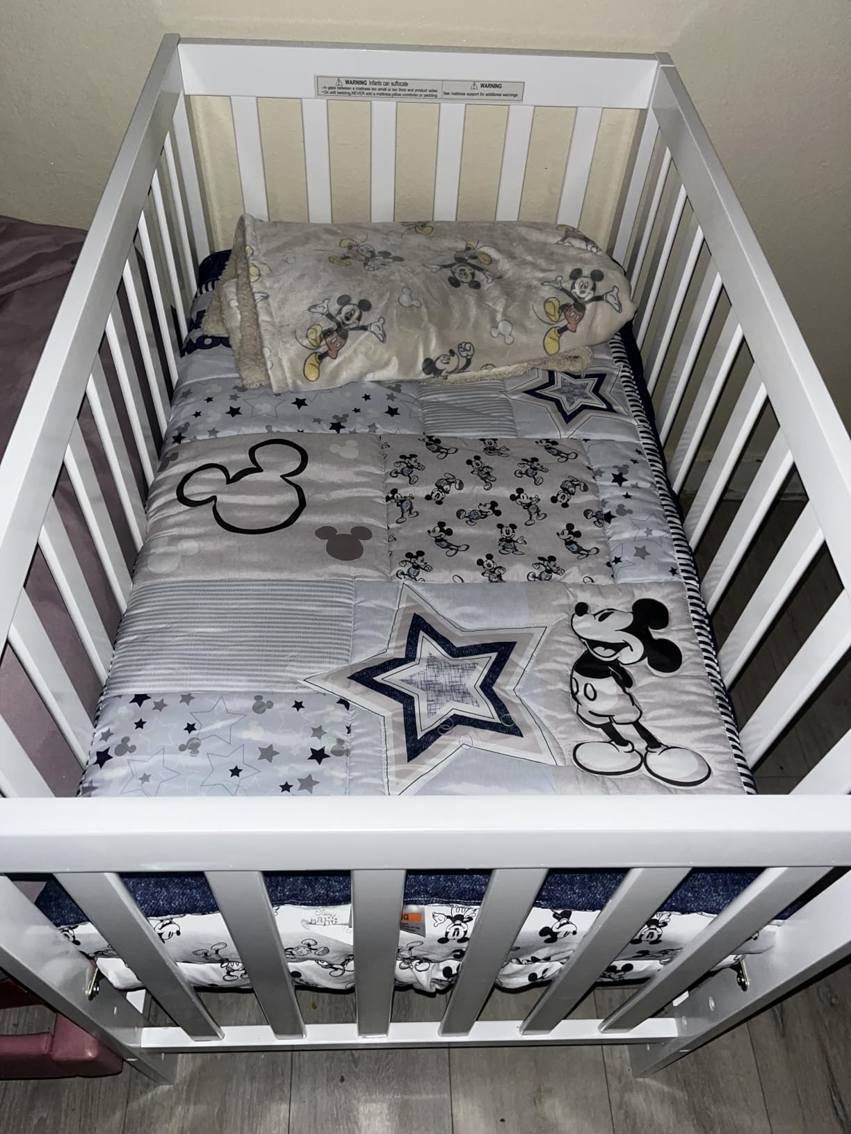 Dream On Me Edgewood 4-in-1 Convertible Mini Baby Crib in Cool Grey GreenGuard Gold & BSA, Non-Toxic, Compact 40×25×33