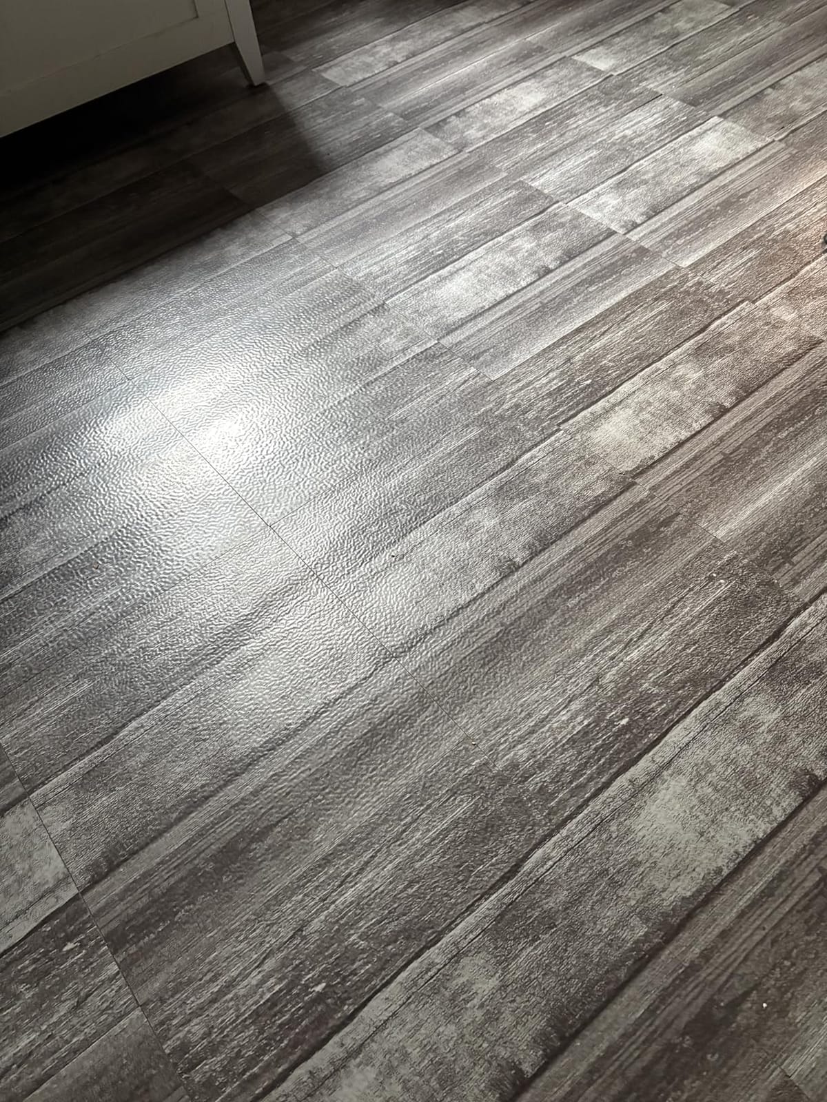 FloorPops Vanleer Peel and Stick Floor Tiles, Grey, Wood-Look Vinyl Floor Tiles, Water Resistant, 12 in x 12 in, Pack of 10 customer photo 1