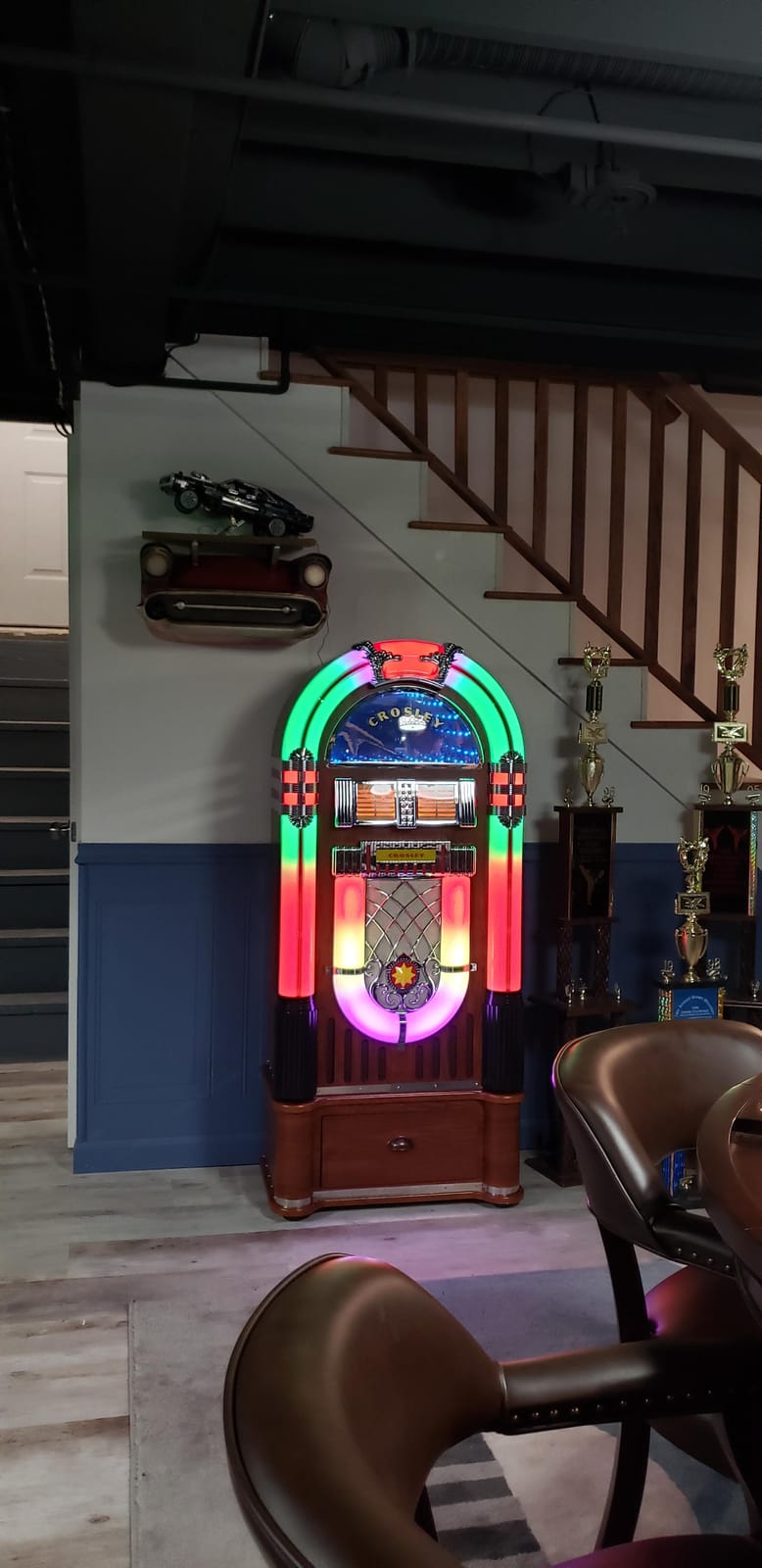 Crosley CR1215A-WA Jukebox with ST15-WA Stand Included, Walnut | AM/FM Radio, Bluetooth In, CD Player customer photo 1