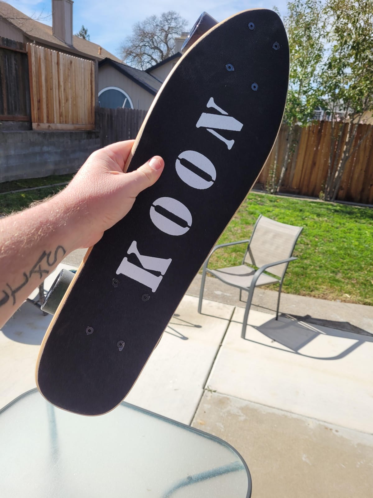 KO-ON Skateboard, 22 Inch Mini Cruiser Complete Skateboard | Cartoon Graphics for Kids Boys and Girls, Ideal for Cruising & Street Riding, 6 Layer Canadian Maple Deck with 90A PU Wheels customer photo 1