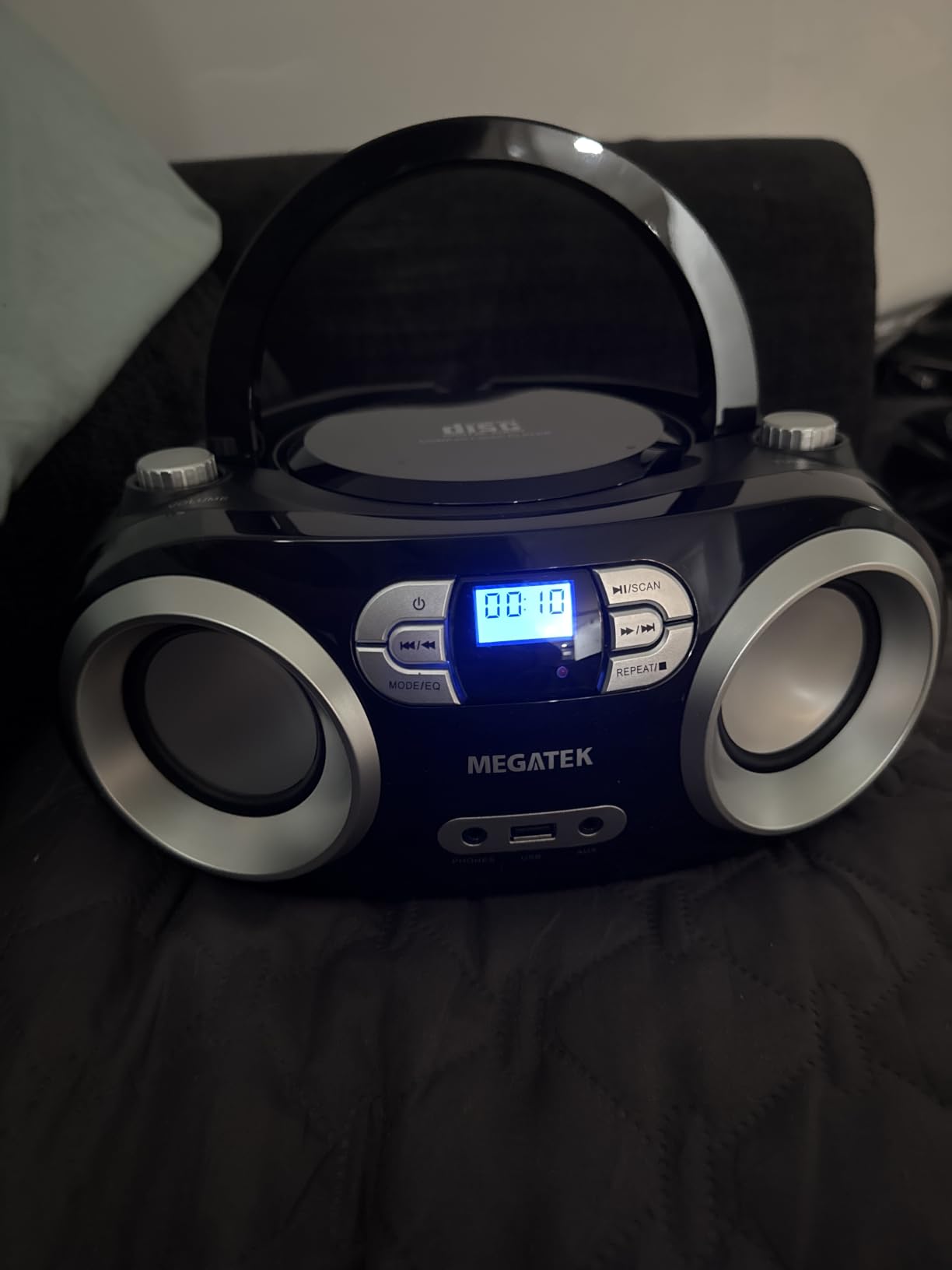 MEGATEK Portable CD Player Boombox with FM Radio, Bluetooth, USB Port, AUX Input, and Headphone Jack - CD-R/CD-RW/MP3-CD Compatible, Clear Stereo Sound, Backlit LCD Display - Black customer photo 1