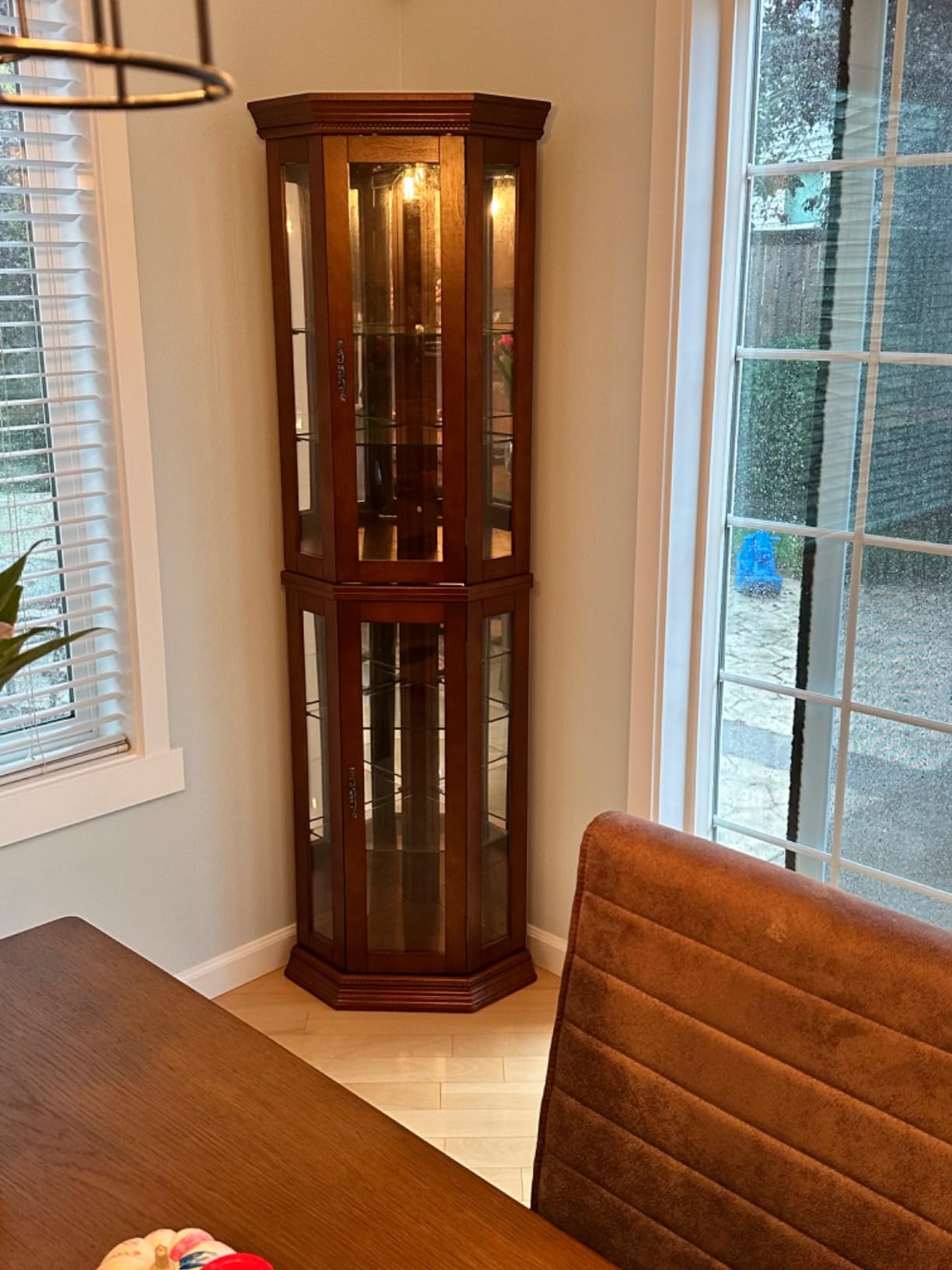 BELLEZE Lighted Wooden Corner Display Curio Cabinet, Two Section Shelving Unit with Tempered Glass Door, Bar and Liquor Storage Area with 6 Shelves - Lorona (Walnut) customer photo 2