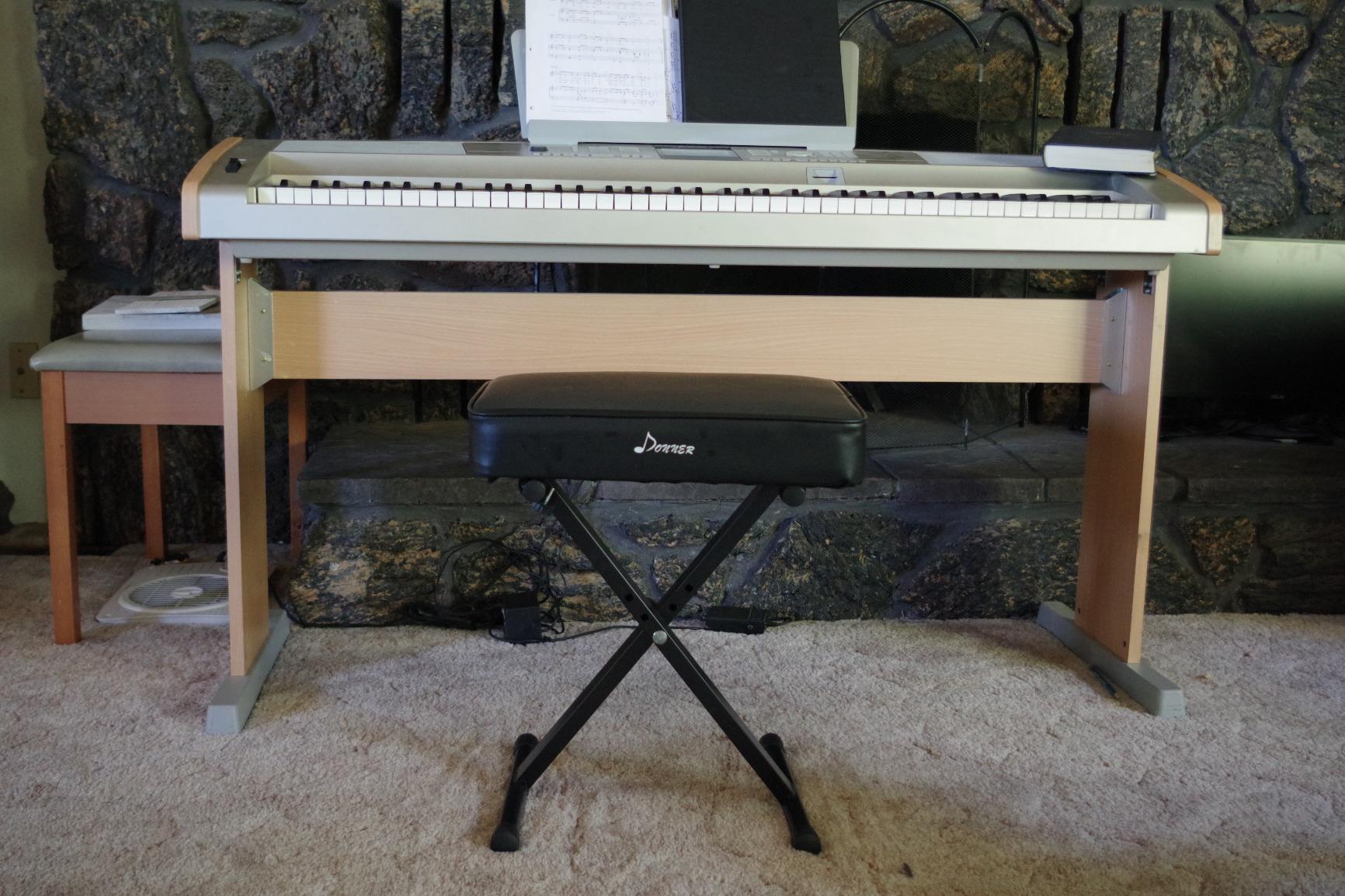 Donner Piano Bench, Adjustable Keyboard Bench Portable Stool Collapsible Chair Foldable Seat X-Style, 2.4 Inch Thickness High-Density Sponge Padded, Non-Skid Design, Black customer photo 1