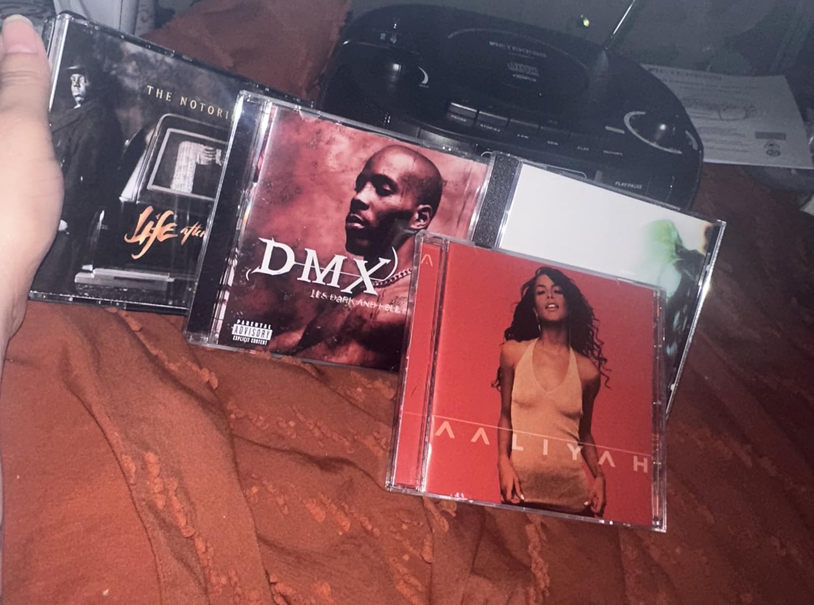 Retekess TR621 CD and Cassette Player Combo, Boombox CD Player for Home, AM/FM, Tape Recording, TF/USB Drive, AC or D Battery Powered, Headphone Jack, Stereo Sound (White) customer photo 2