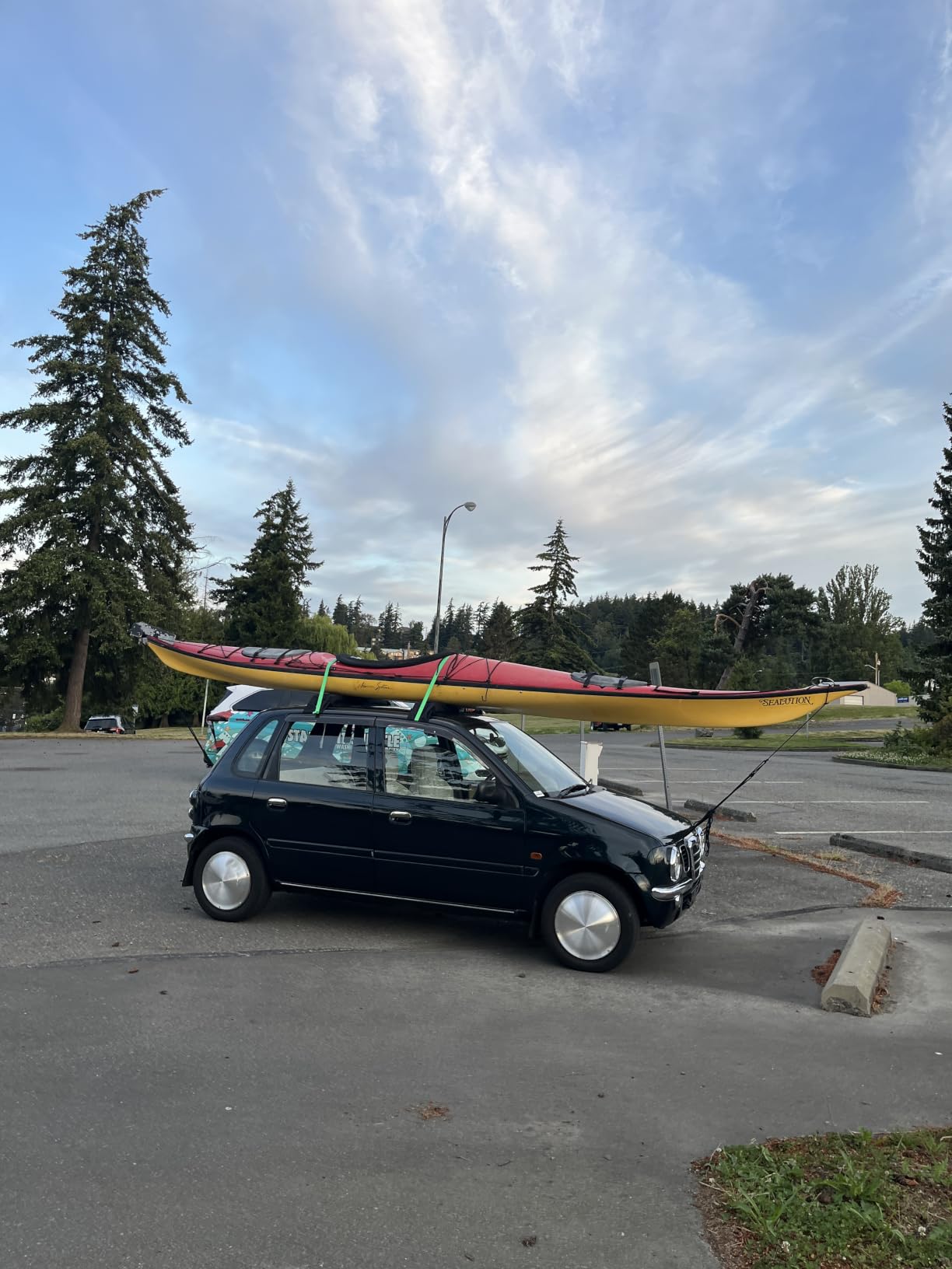 HEYTRIP Universal Soft Roof Rack Pads for Kayak/Surfboard/SUP with 15FT Tie-Down Straps customer photo 2