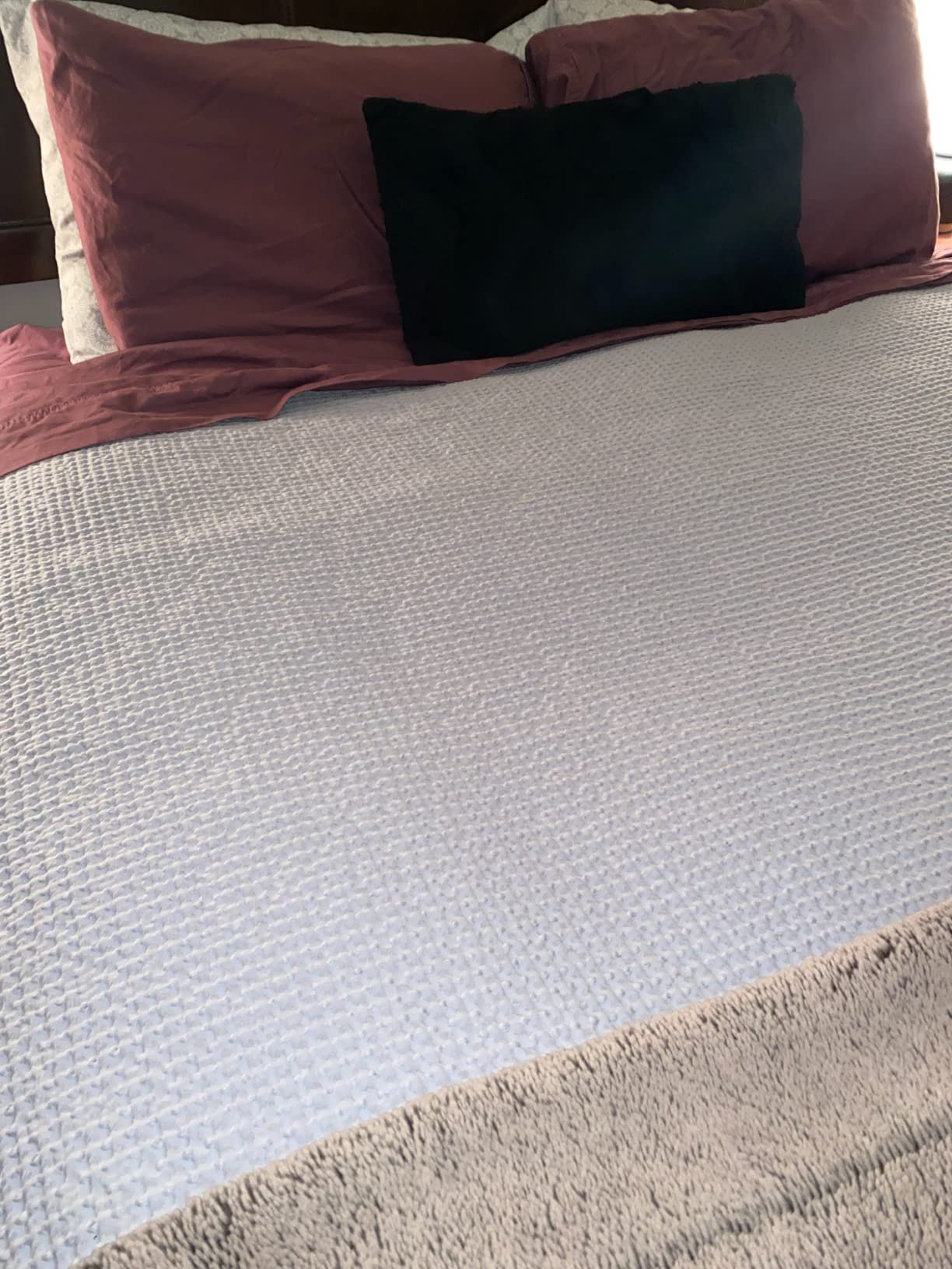 Bedsure PureWoven 3 Pieces 100% Cotton Waffle Duvet Cover Set, Queen, White | Waffle Weave Texture, Soft, Skin-Friendly, Breathable, All-Season, Machine Washable, Home Decor Gift, Good Housekeeping Seal customer photo 2