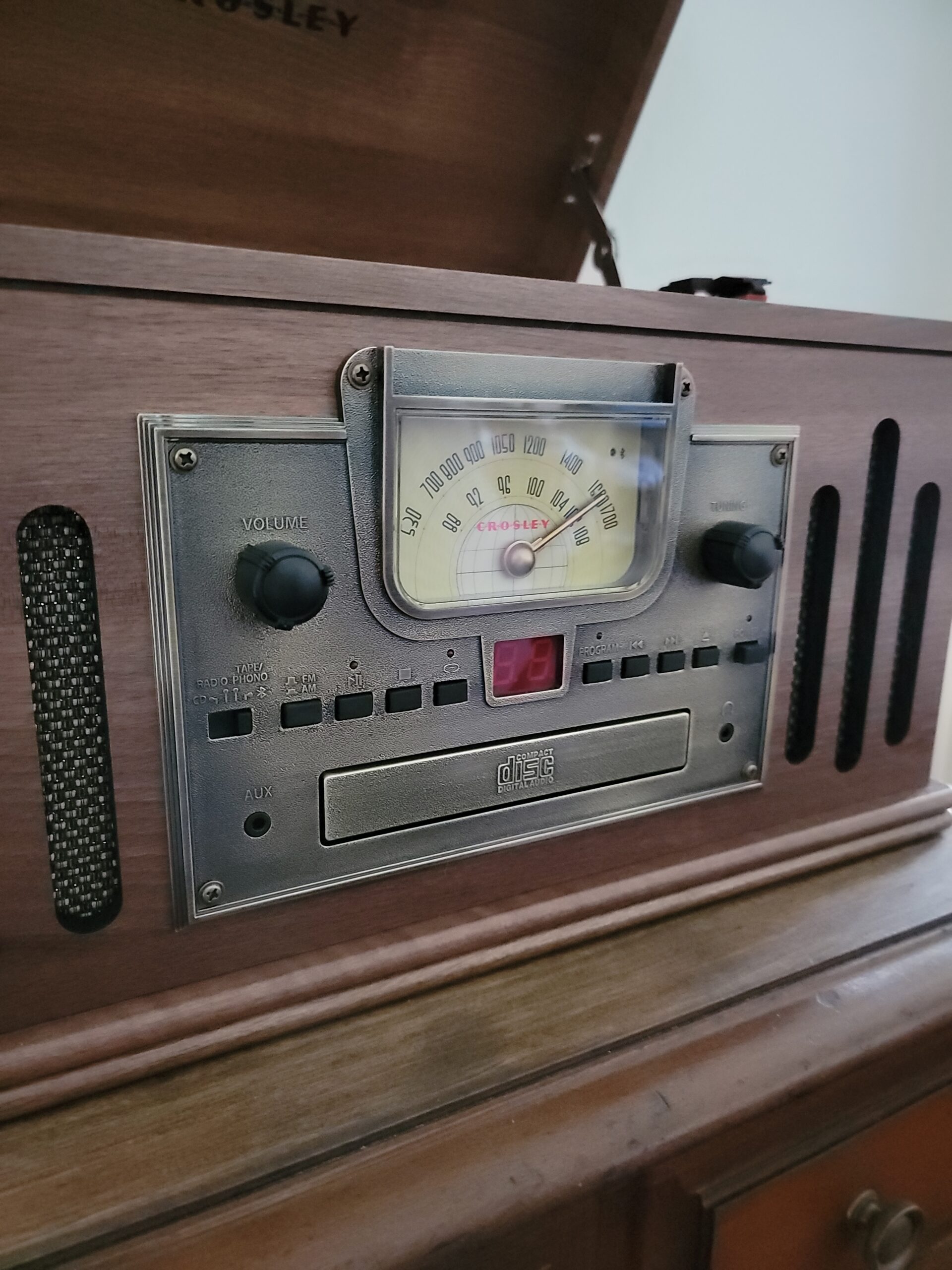 Crosley CR704B-WA Musician 3-Speed Turntable with Radio, CD/Cassette Player, Aux-in and Bluetooth, Walnut customer photo 2
