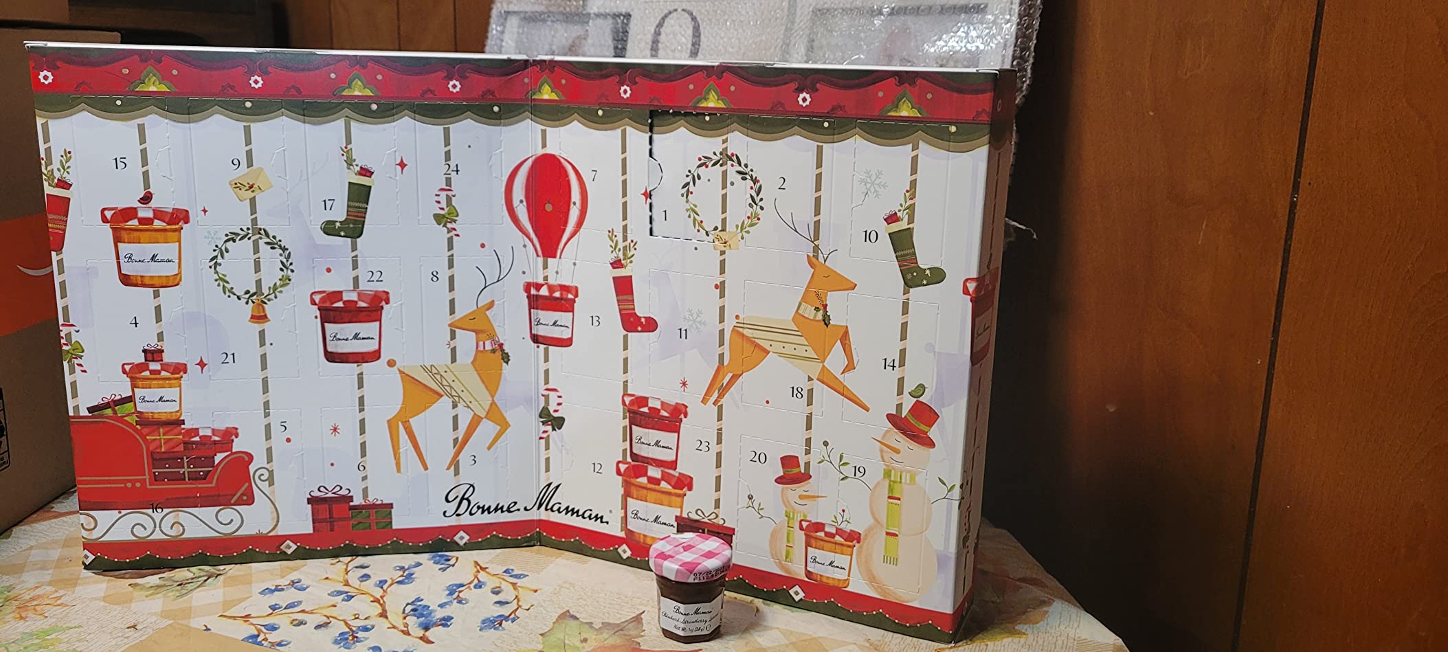 Bonne Maman 2026 Limited Edition Advent Calendar, 24 Mini Spreads customer photo 2