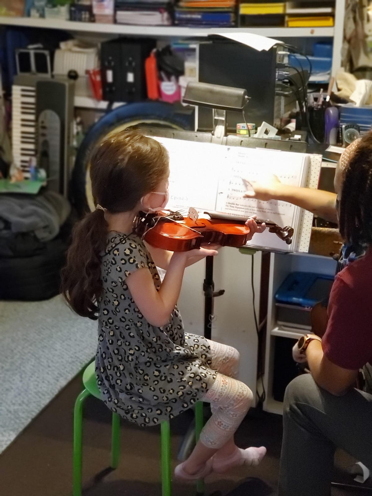 Eastar 1/2 Violin Set for Beginners, Half Size Fiddle with Hard Case, Rosin, Shoulder Rest, Bow, and Extra Strings (Imprinted Finger Guide on Fingerboard), EVA-2 customer photo 1