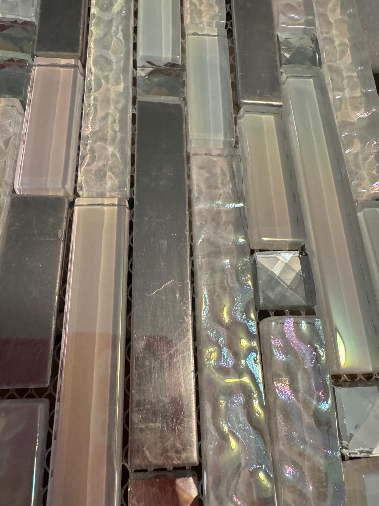 Blujellyfish Glass Metal Tile Iridescent White Glass Silver Mirror Stainless Steel Blends Interlocking Strip Wall Tiles TSTNB01 (Pack of 5 Sheets) customer photo 2