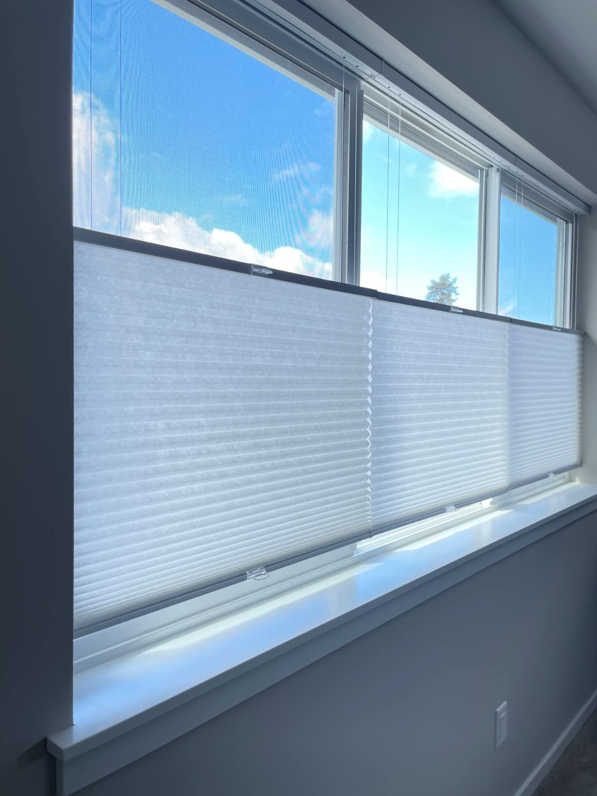 BlindsAvenue Cordless Top Down Bottom Up Cellular Honeycomb Shade, 9/16