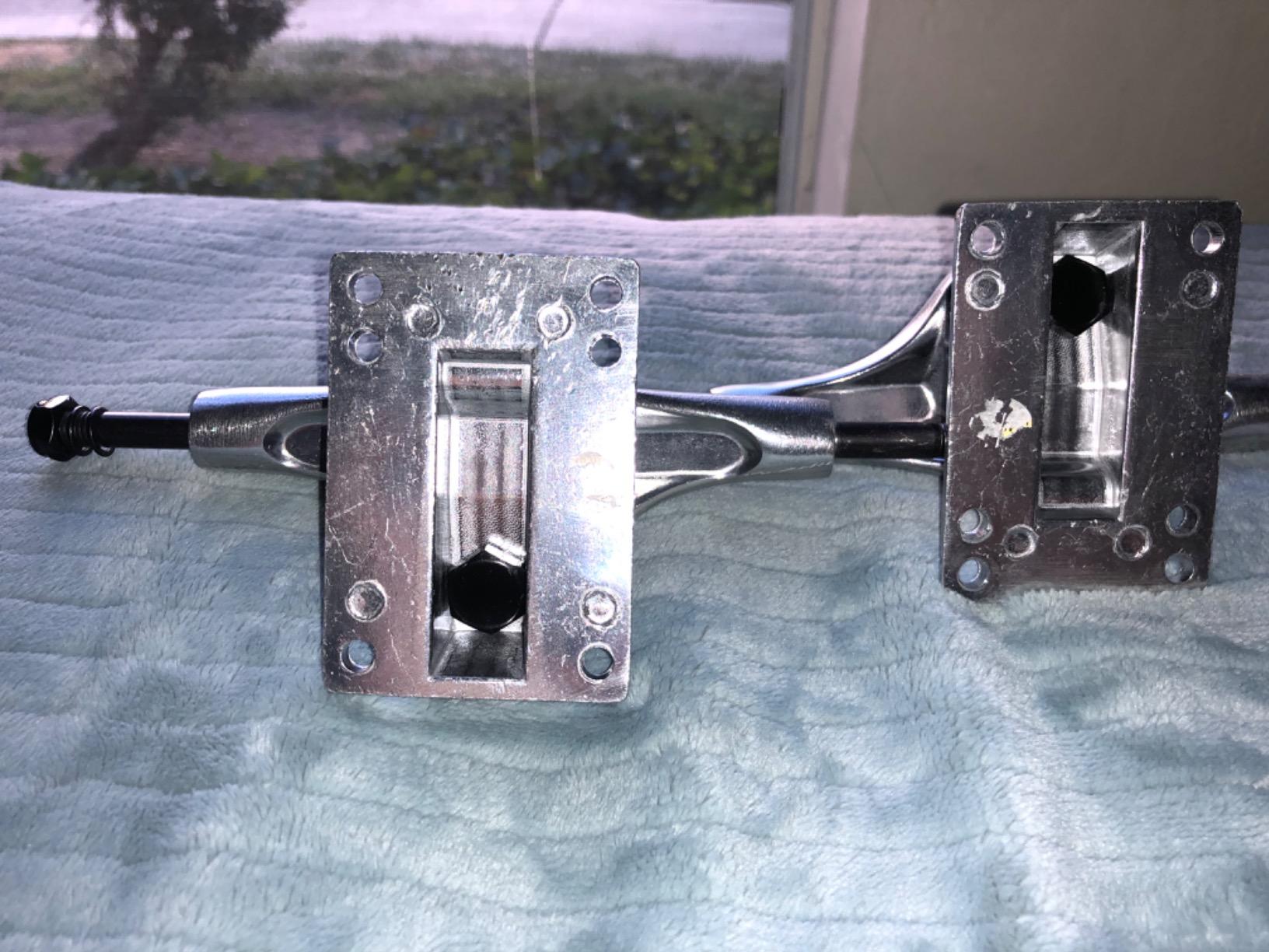Havoc Skateboard Trucks Made of Lightweight Aluminum for Skateboards or Longboards customer photo 2