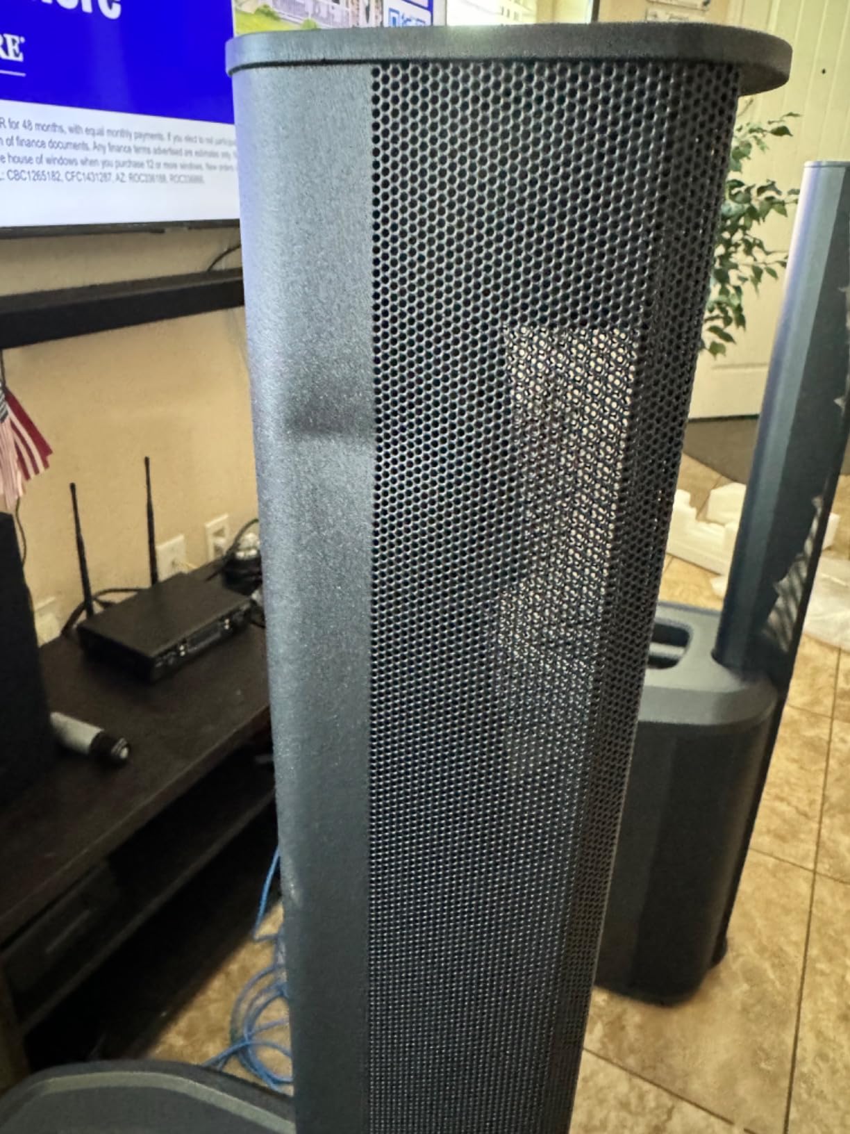 Bose L1 Pro8 - Portable PA System Portable Line Array Speaker with Integrated Bluetooth Built-in Mixer and Wireless App Control customer photo 1