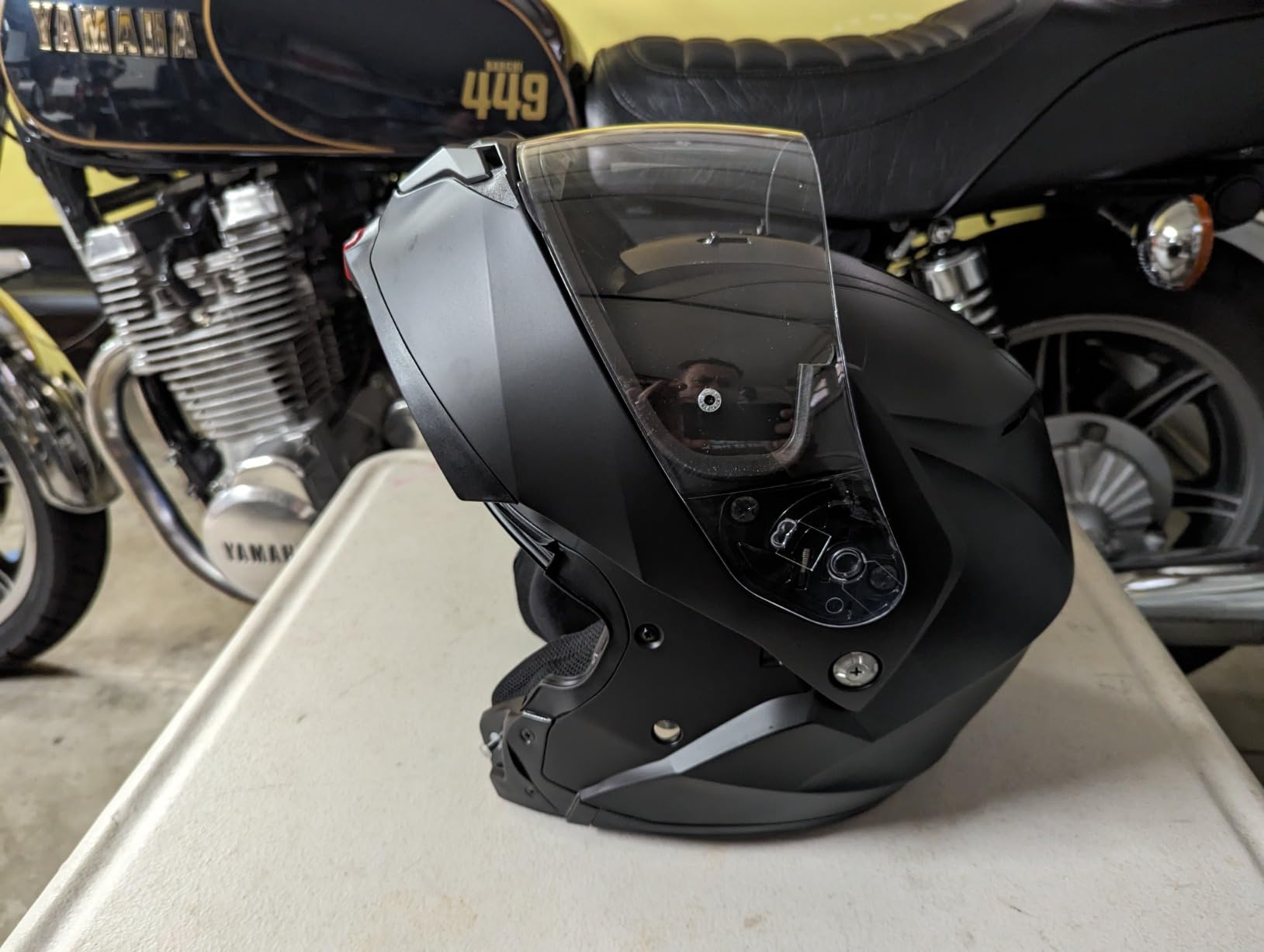 HJC C91 Solid Modular Motorcycle Helmet with HJ-17 Pinlock Shield, DOT Approved customer photo 2