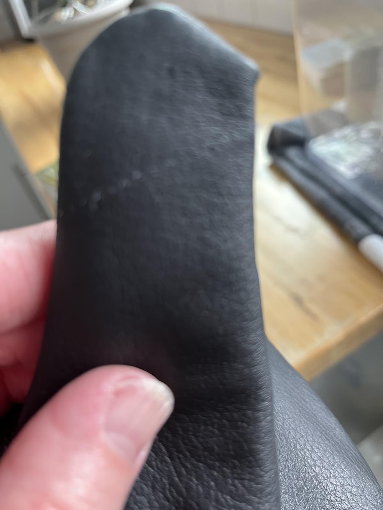MEN'S FULL GRAIN BLACK DEERSKIN LEATHER GLOVES LINED 40 GRAM (American Fur) customer photo 2