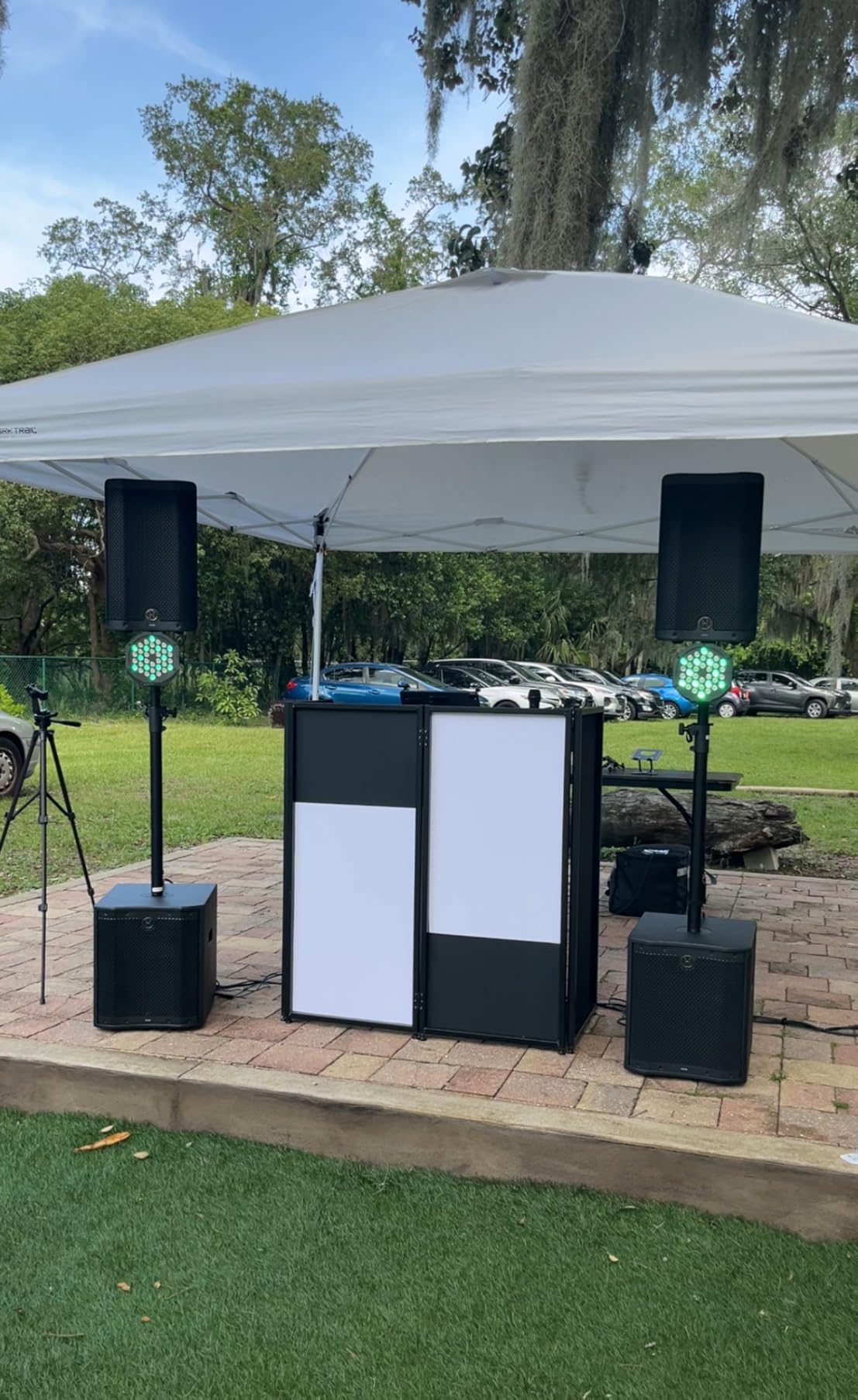 ECOTRIC Portable DJ Facade Booth Foldable Cover Screen | with White/Black Facade+Cloth Frame Booth Steel +Travel Bag Case Projector Display Scrim Panel with Folding customer photo 1